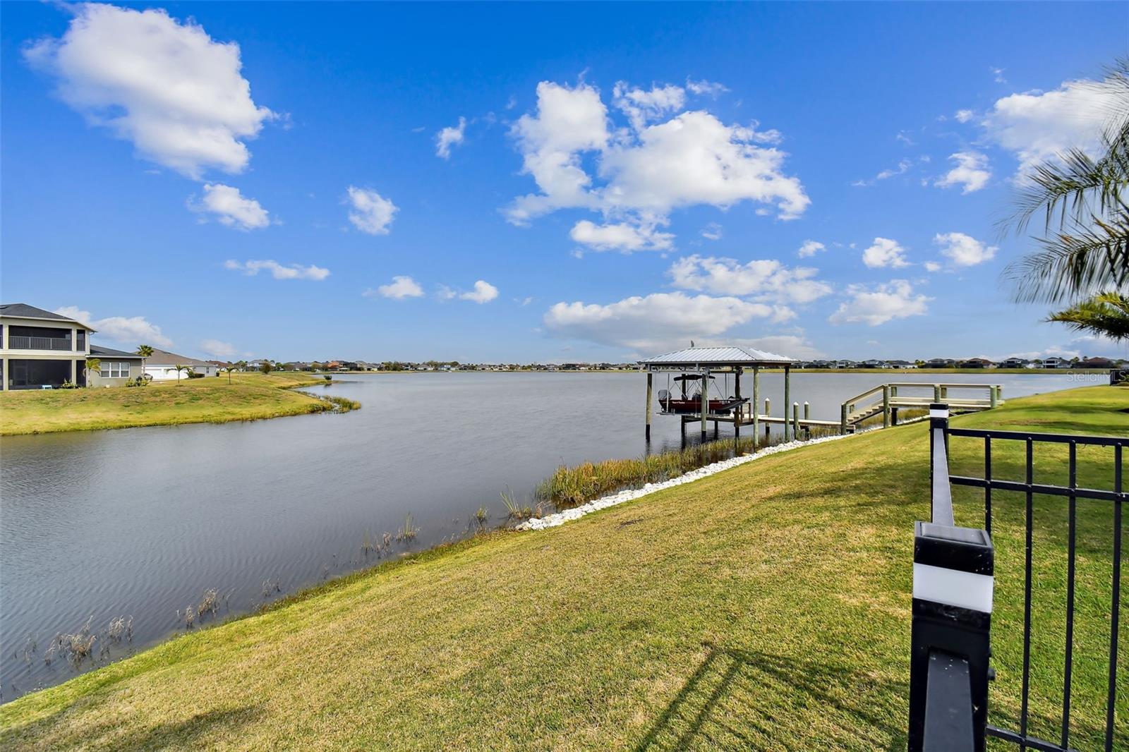 Listing photo id 65 for 11785 Lake Lucaya Drive