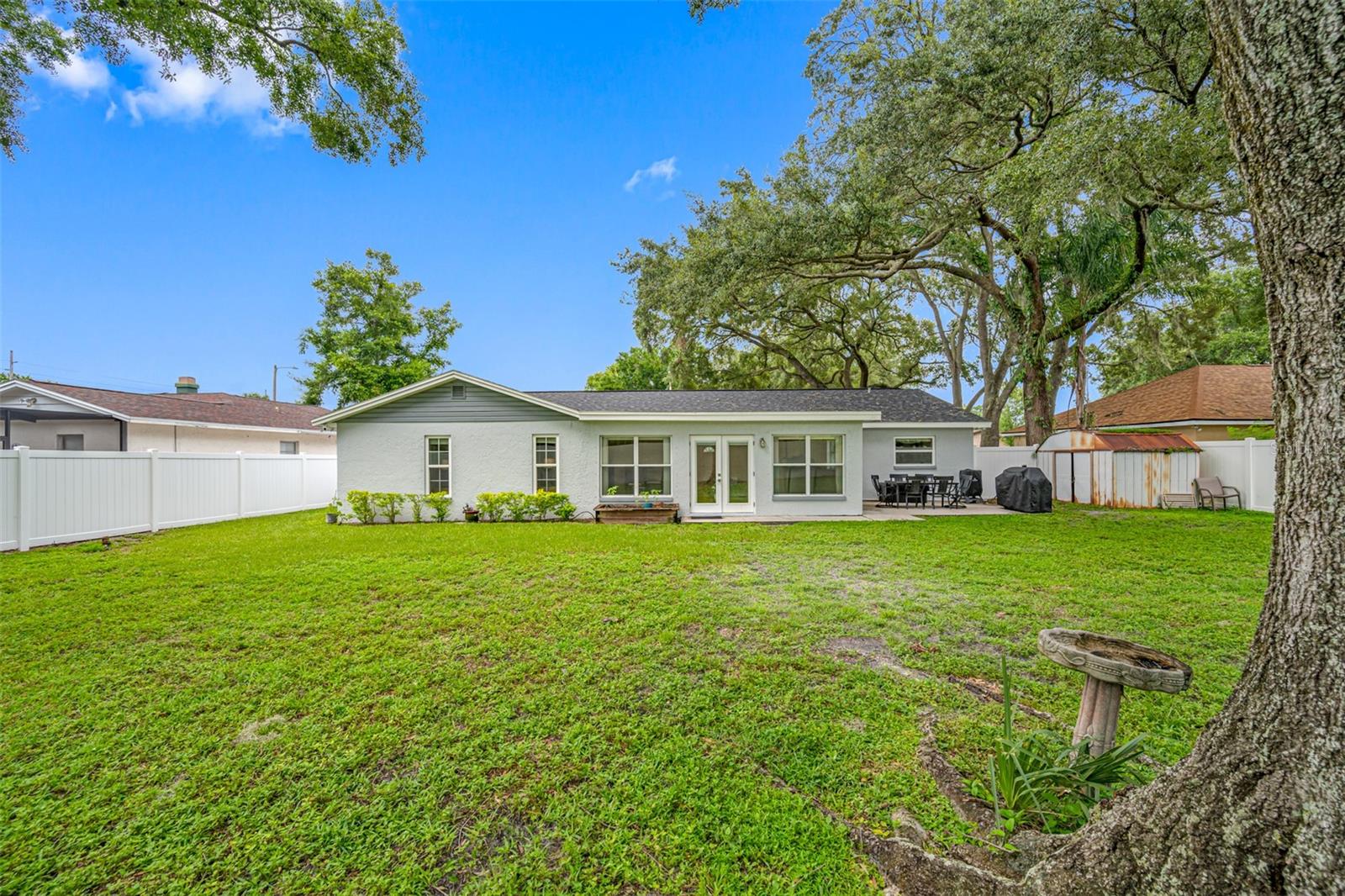 Listing photo id 14 for 13214 Moran Drive