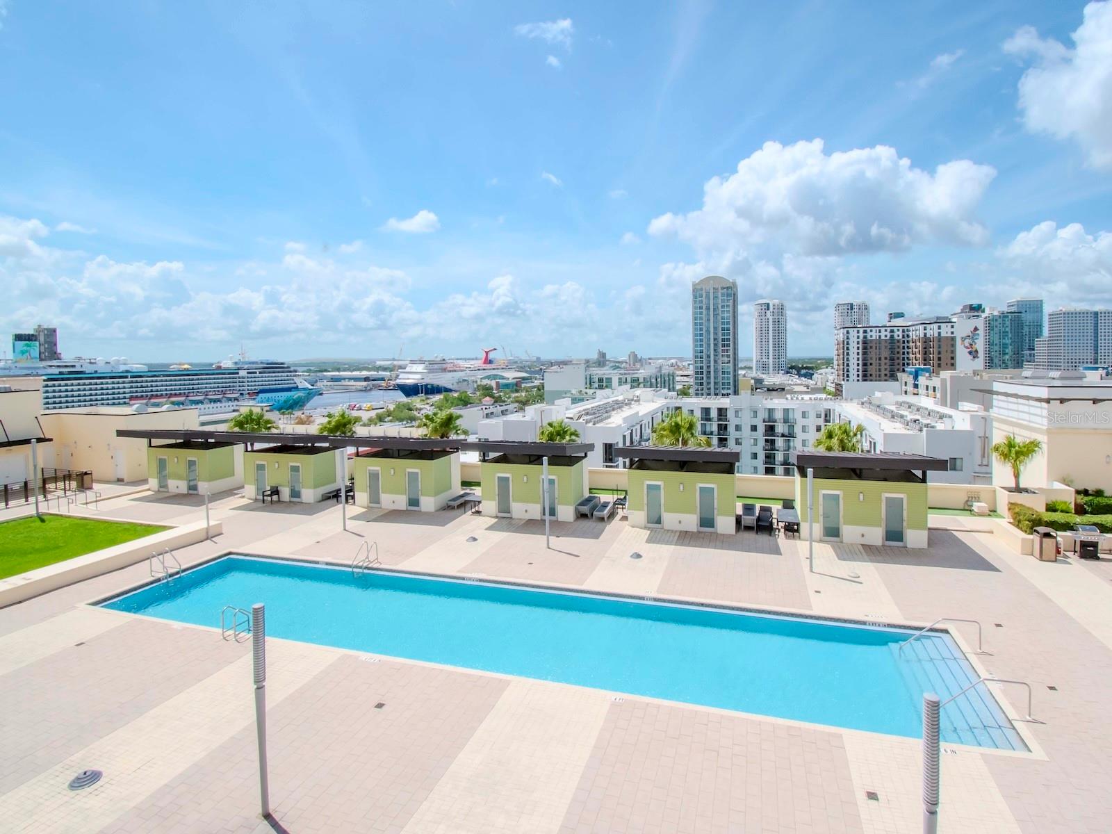 Listing photo id 29 for 1208 Kennedy Boulevard 1109