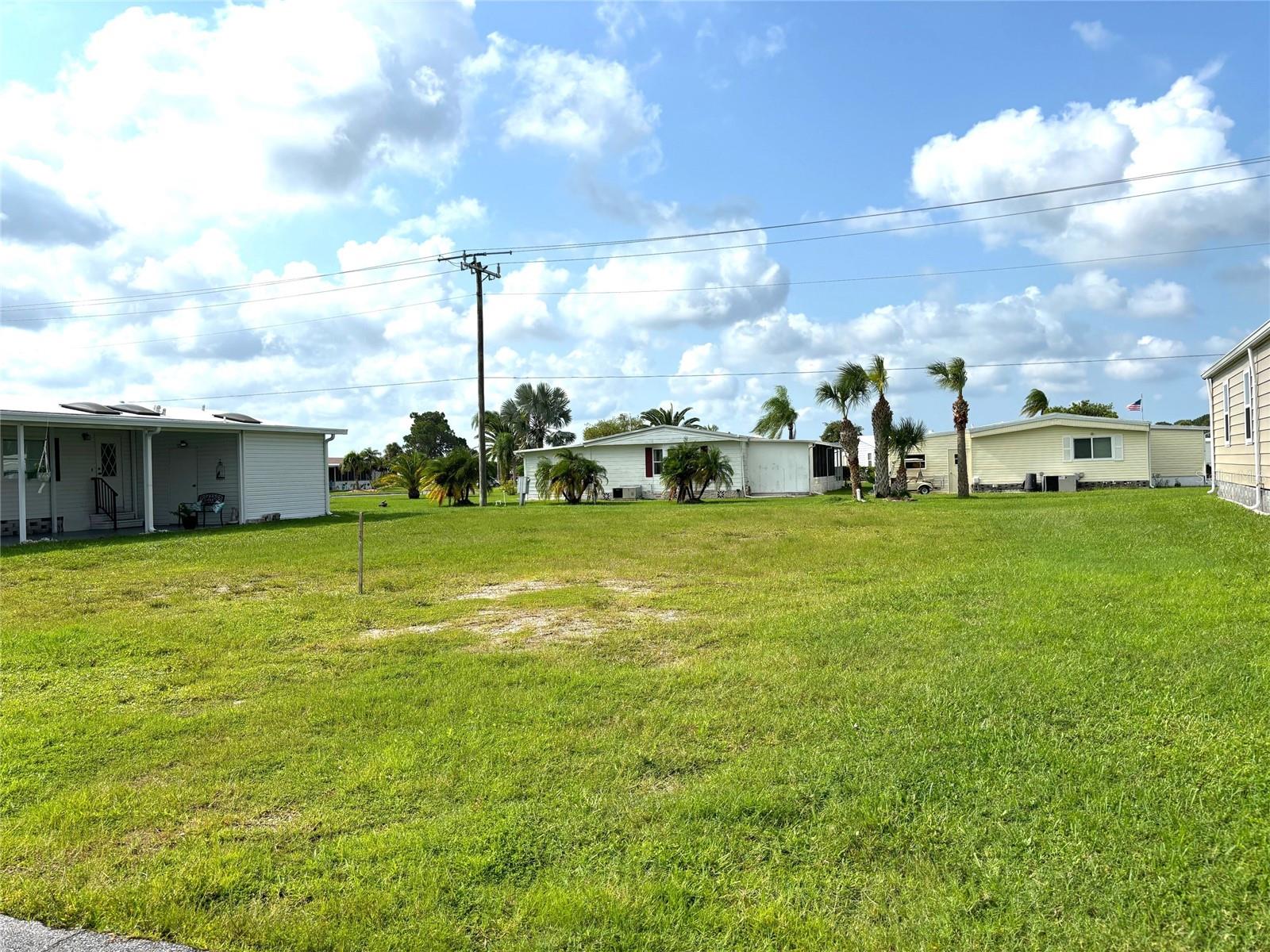 Image 4 of 14 For 256 Hibisco Drive