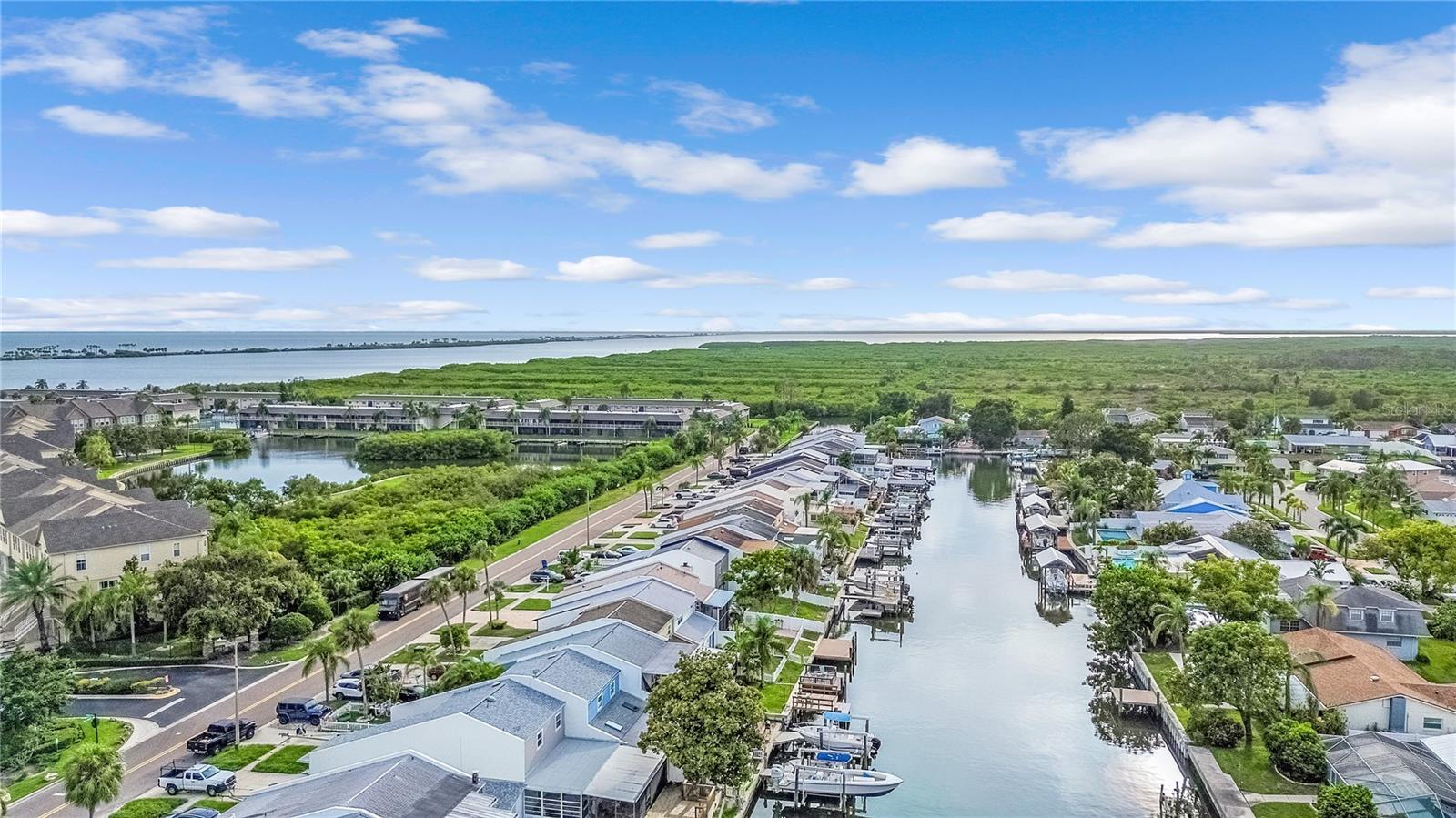 Listing photo id 49 for 8713 Bay Pointe Drive