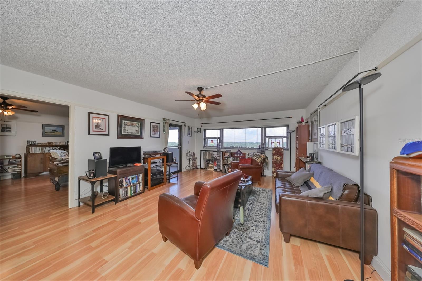 Image 10 of 33 For 4141 Bayshore Boulevard 905