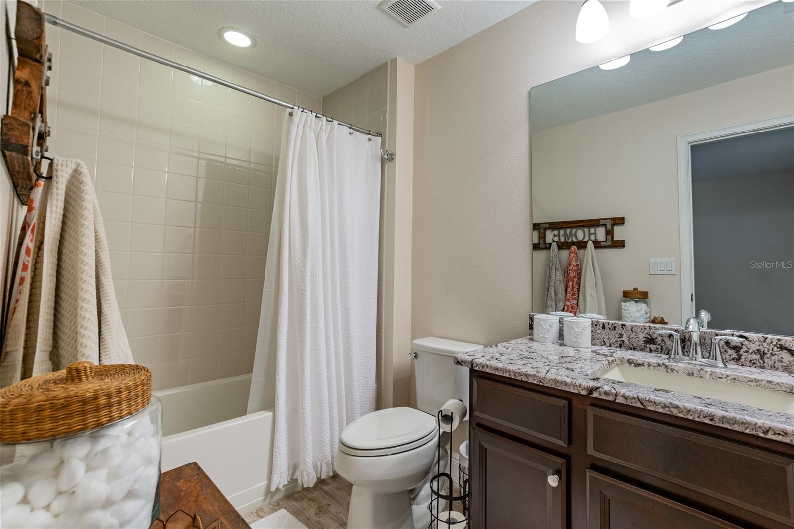 Listing photo id 27 for 17813 Stella Moon Place