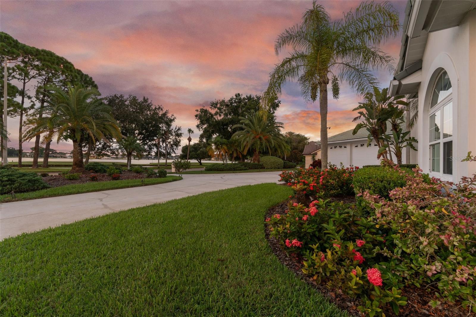 Listing photo id 89 for 5709 Longboat Boulevard