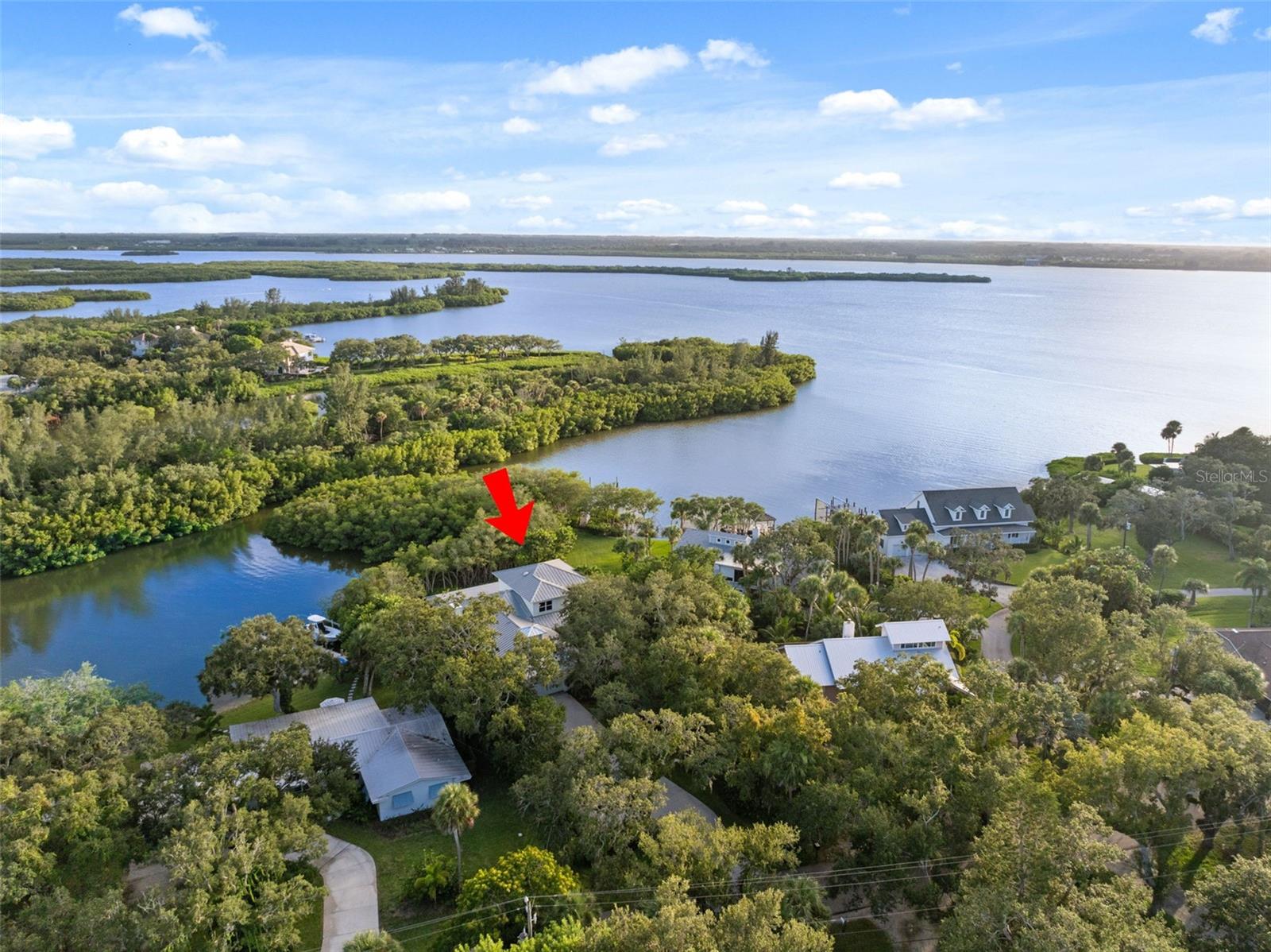 Image 38 of 52 For 395 Live Oak Drive