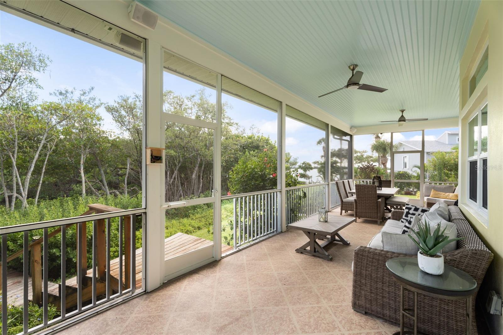 Image 46 of 52 For 395 Live Oak Drive