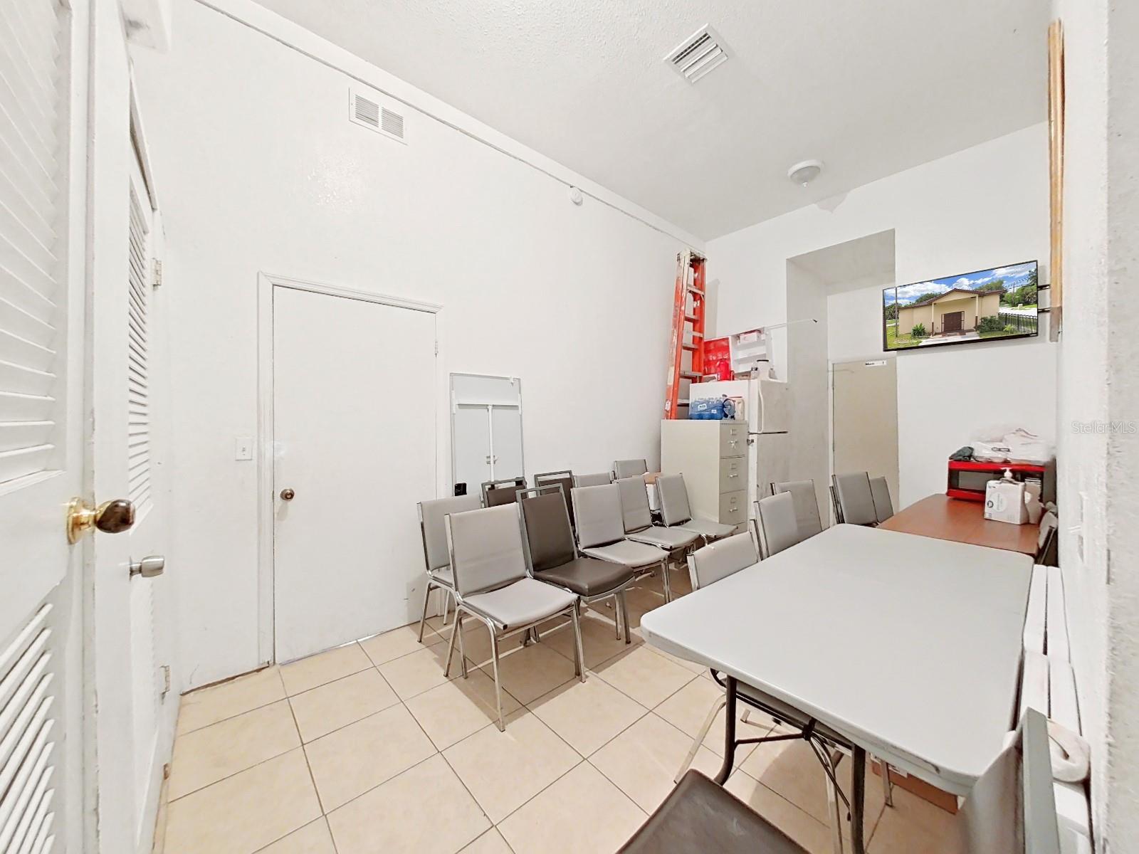 Image 27 of 51 For 4501 42nd Street