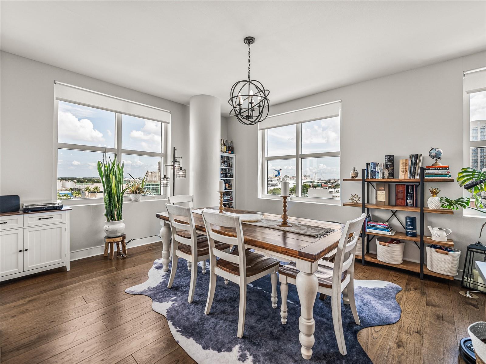 Listing photo id 20 for 1208 Kennedy Boulevard 734