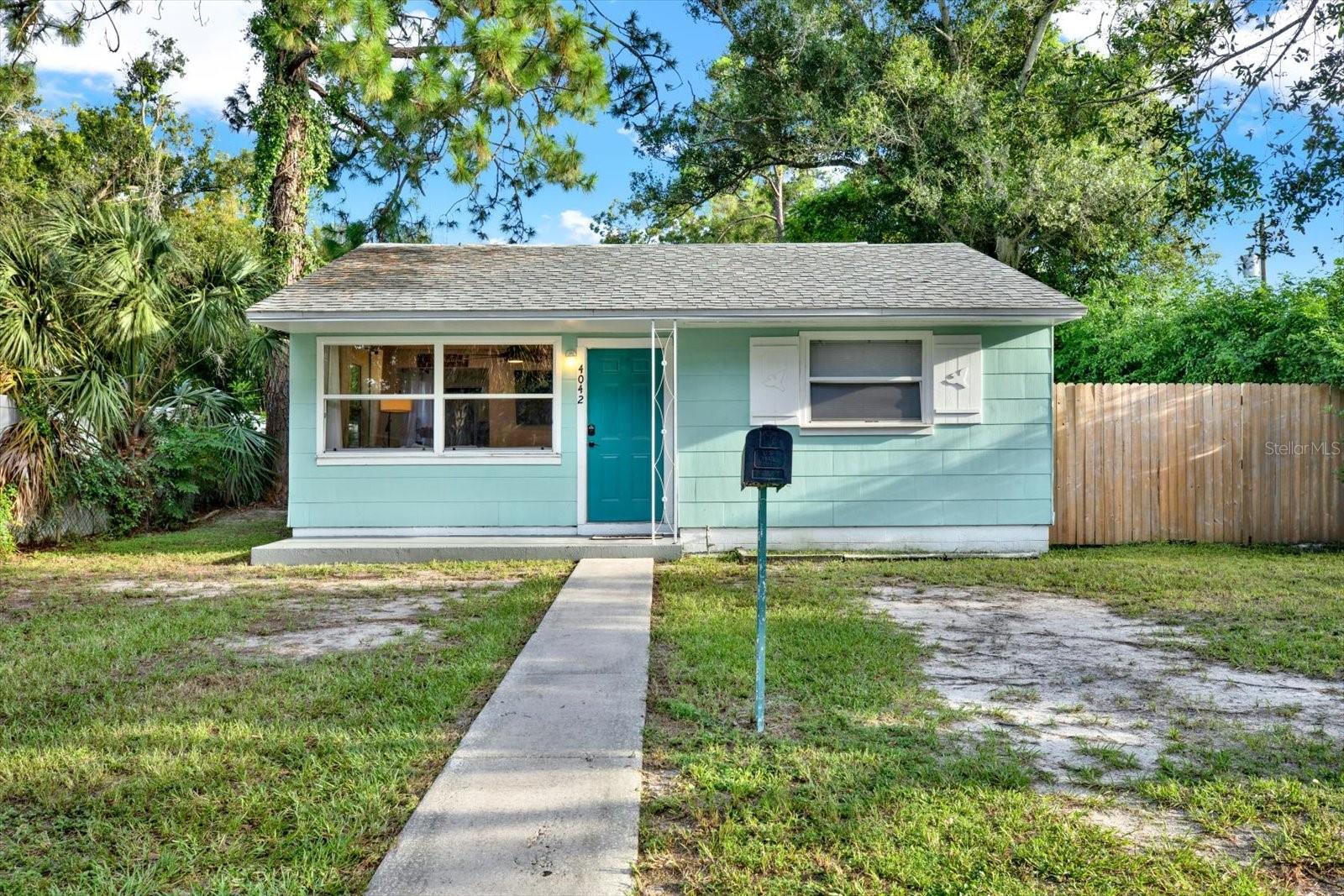 Details for 4042 39th Avenue N, Saint Petersburg, FL 33714