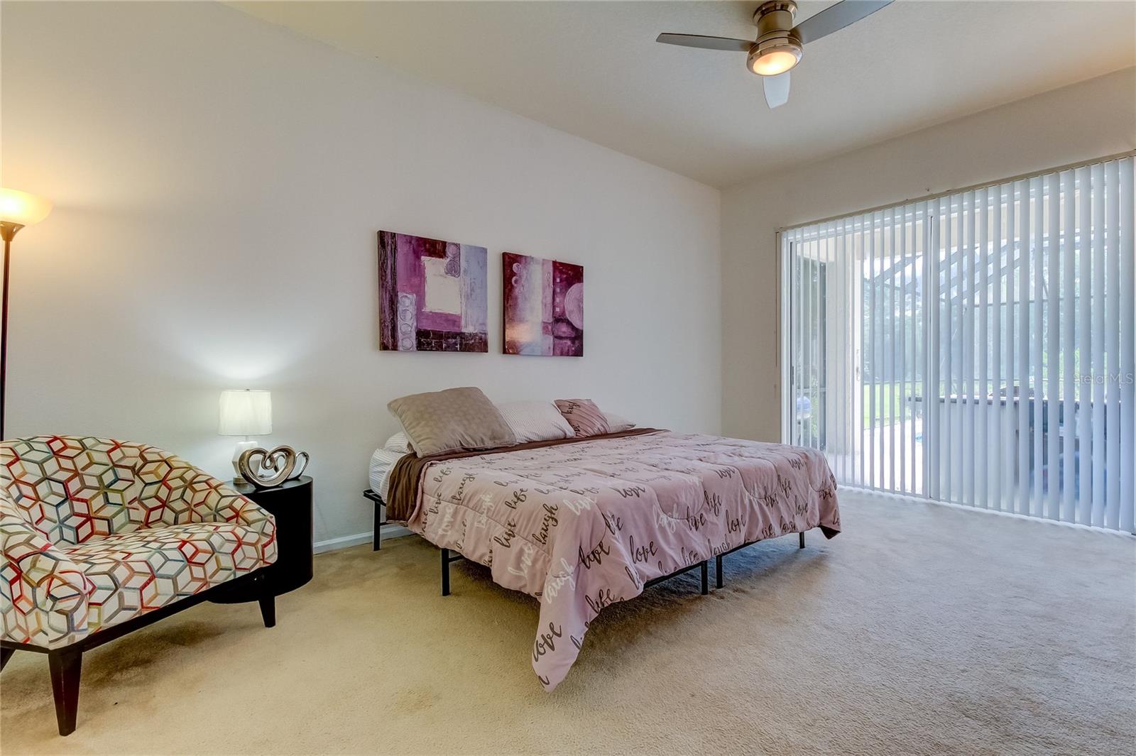 Listing photo id 16 for 25954 Risen Star Drive