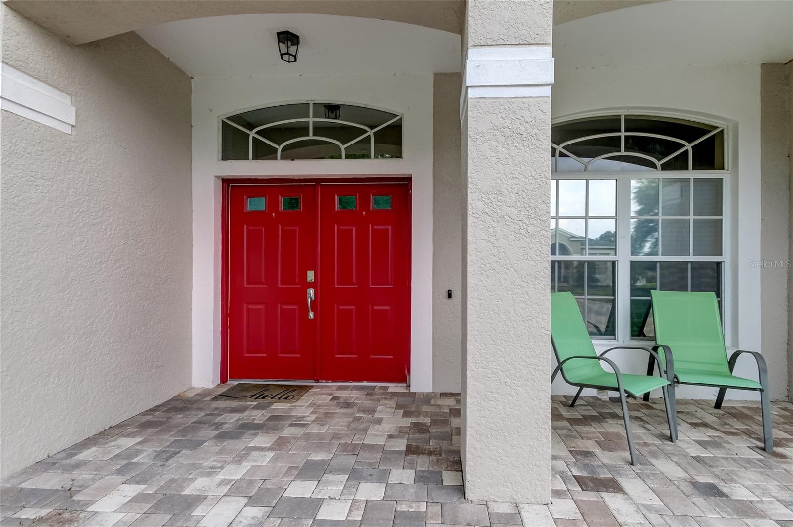 Listing photo id 2 for 25954 Risen Star Drive