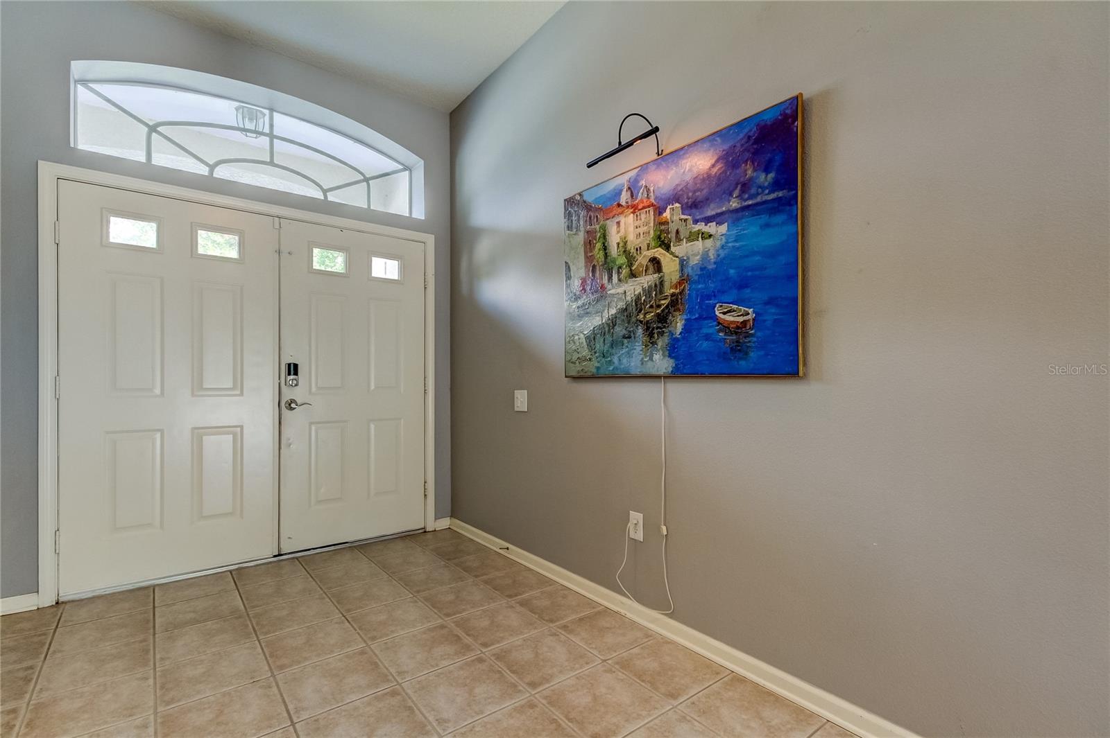 Listing photo id 3 for 25954 Risen Star Drive