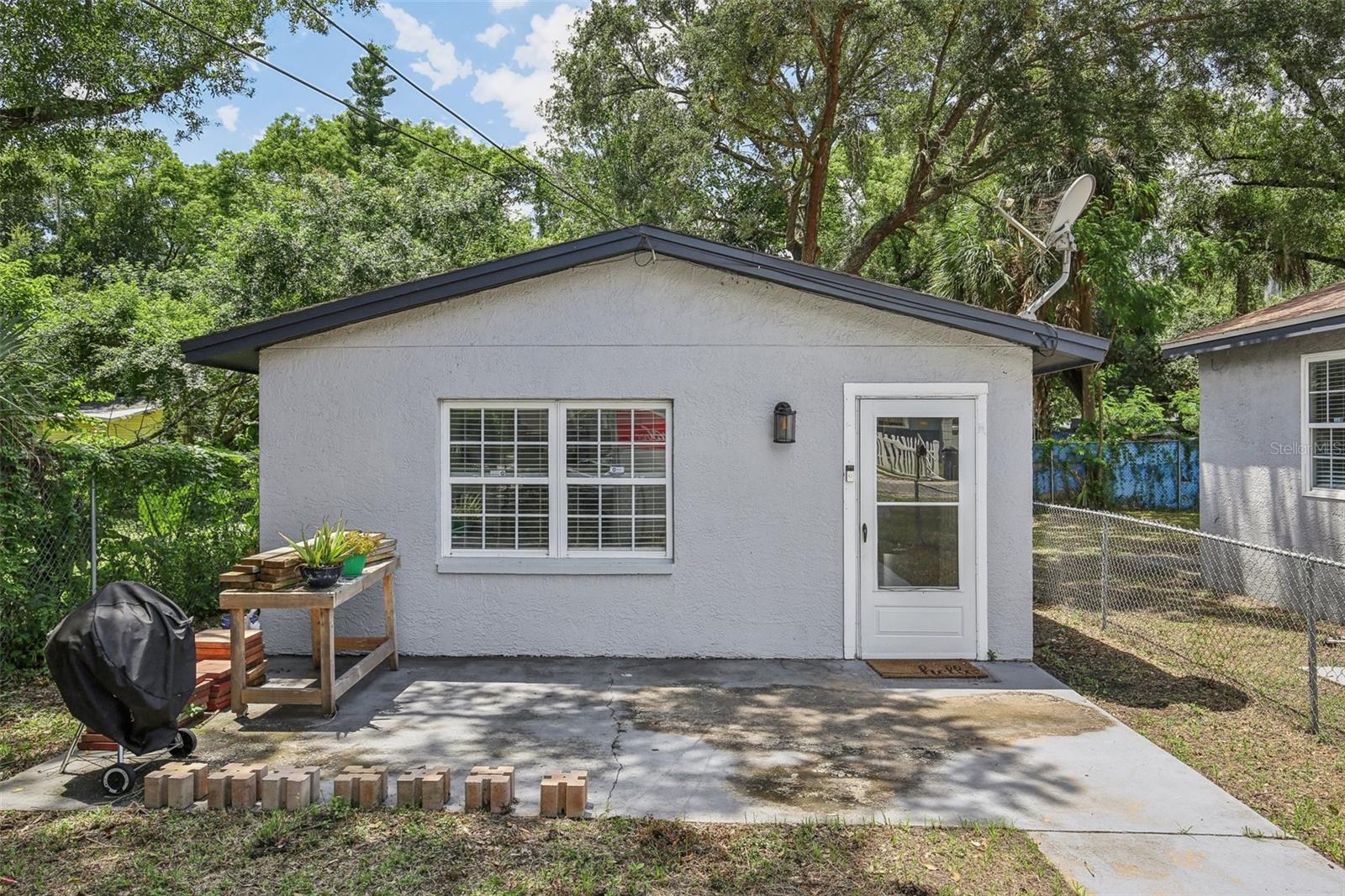 Listing photo id 25 for 8316 10th Street