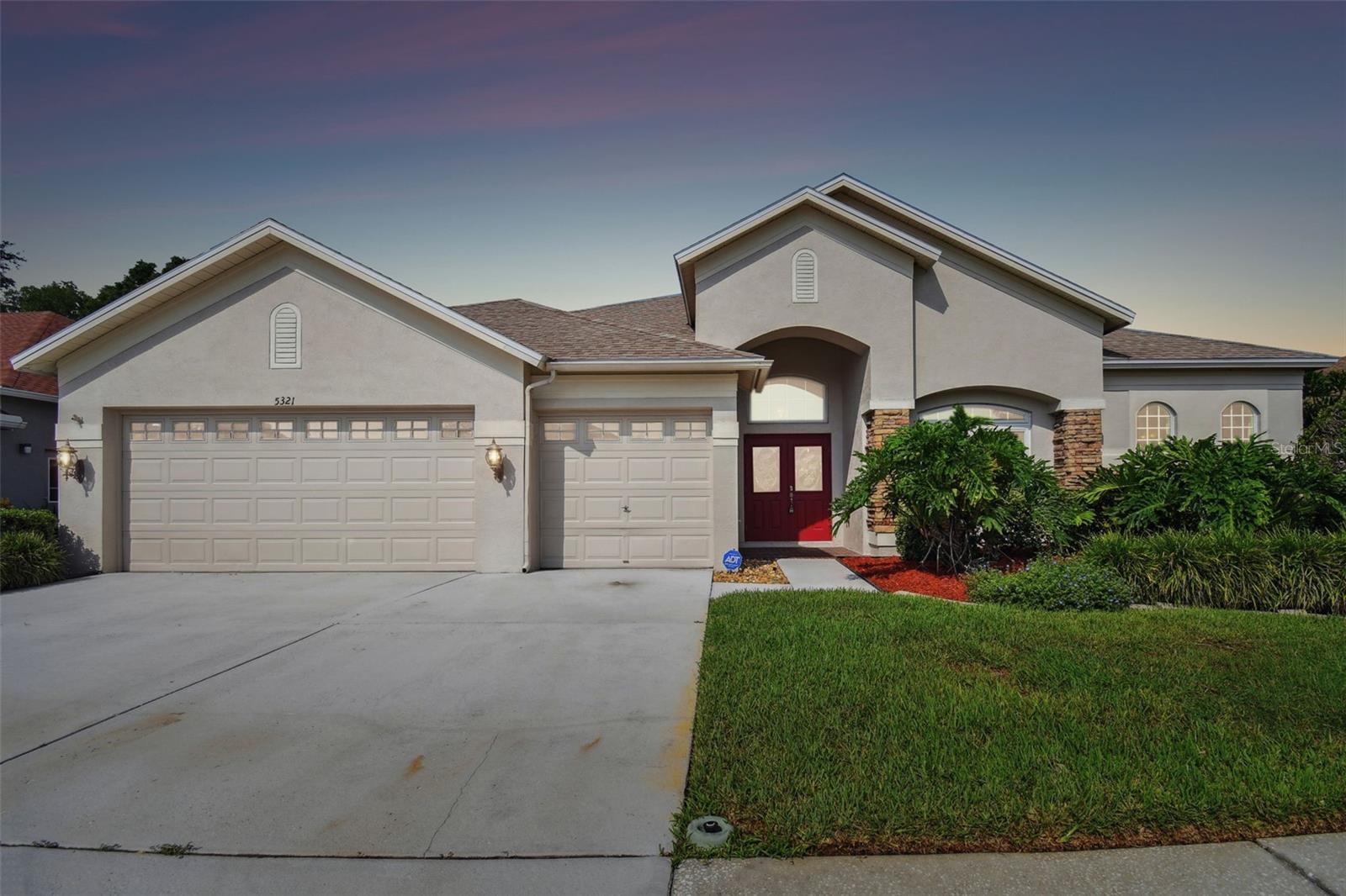 Listing photo id 68 for 5321 Silver Charm Terrace