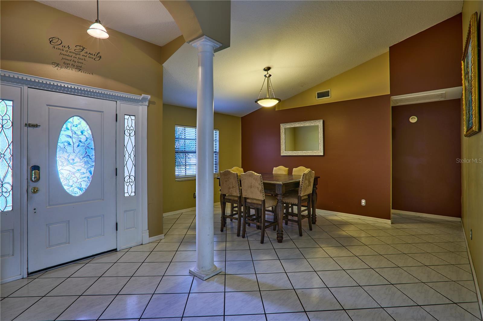 Listing photo id 1 for 10107 Bell Creek Drive