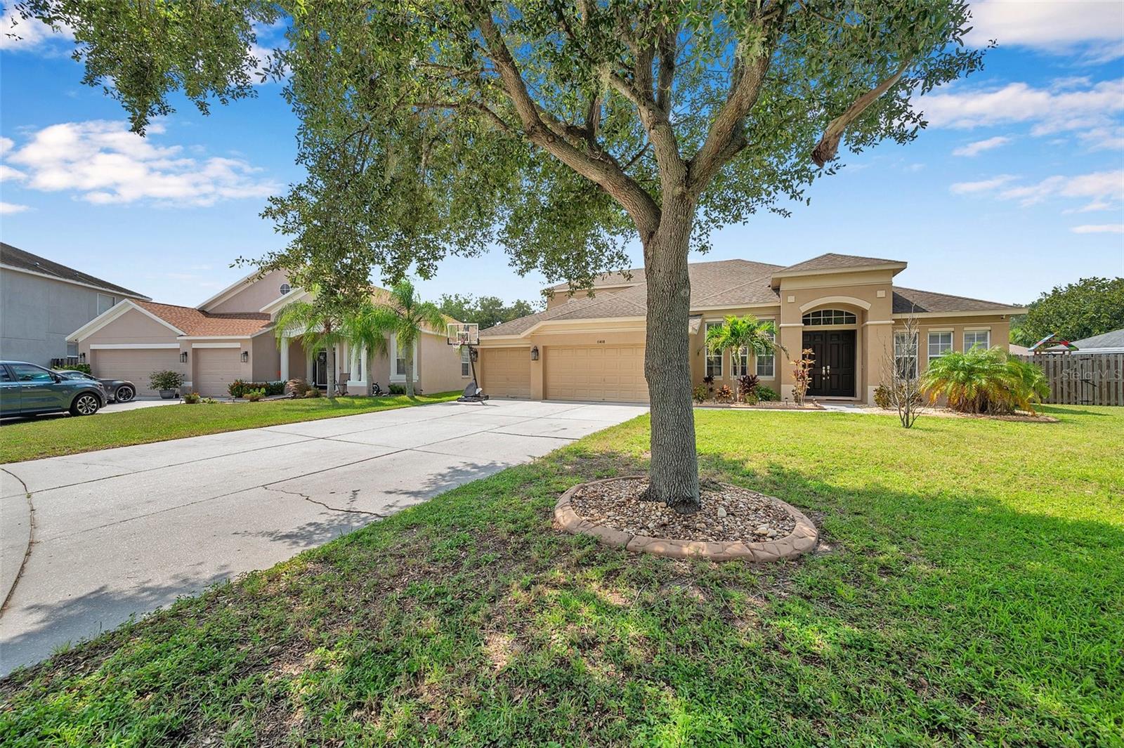 Listing photo id 63 for 11418 Dutch Iris Drive