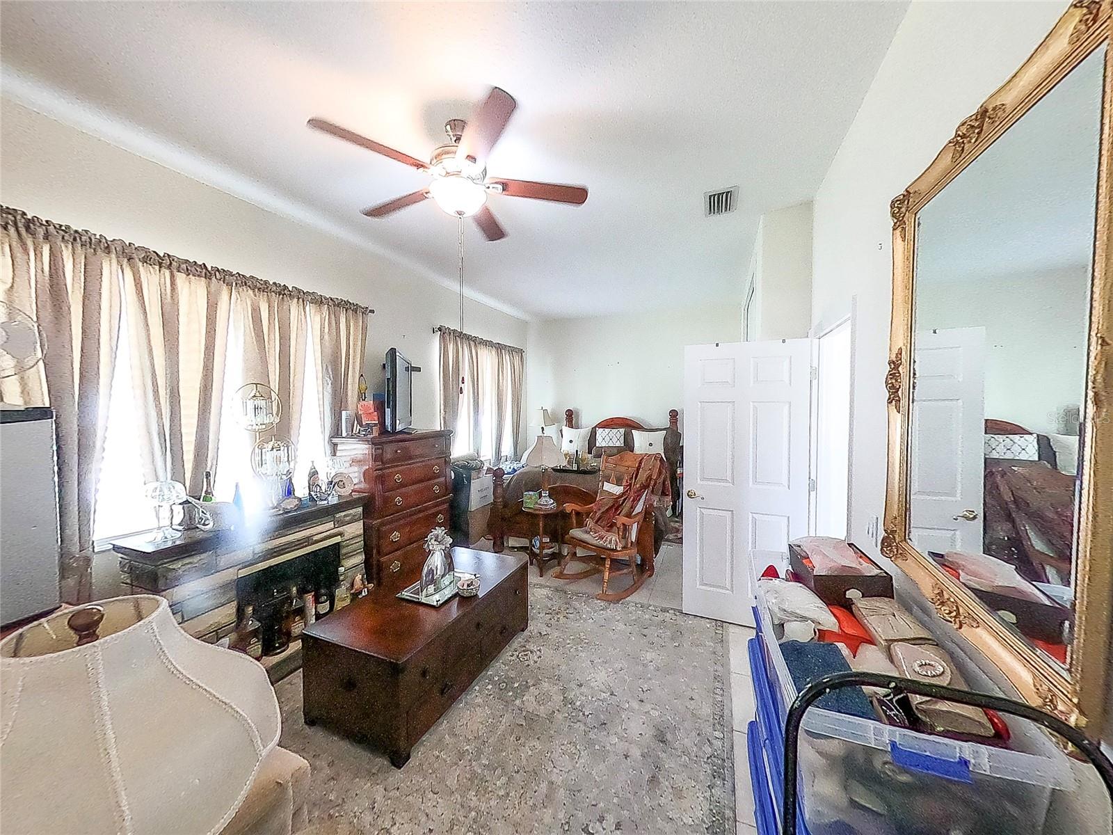 Listing photo id 16 for 3625 Gaviota Drive