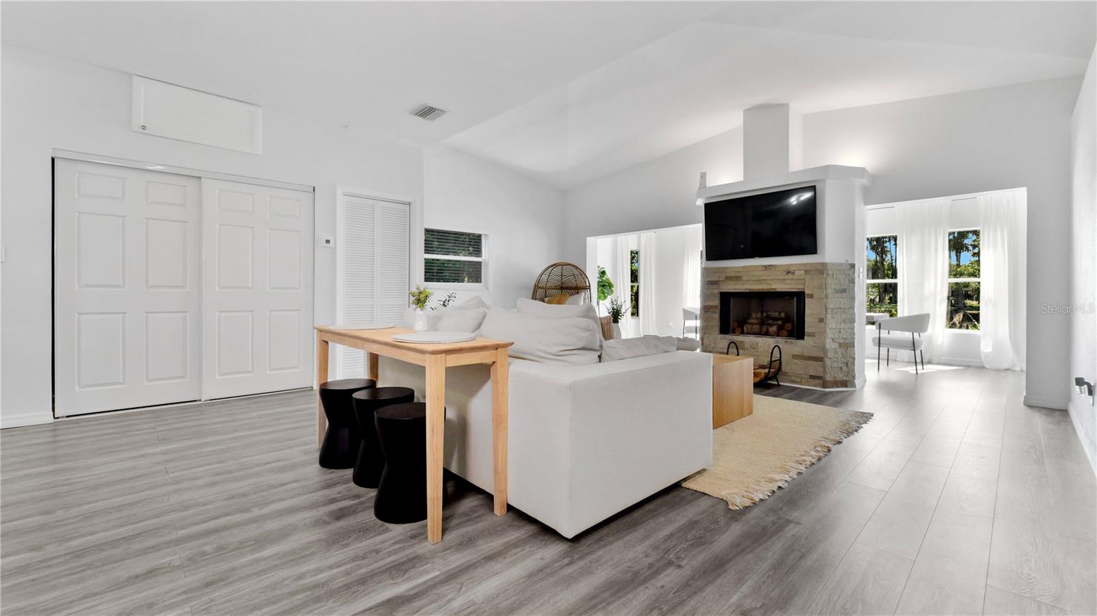 Image 6 of 35 For 20605 Preston Lane