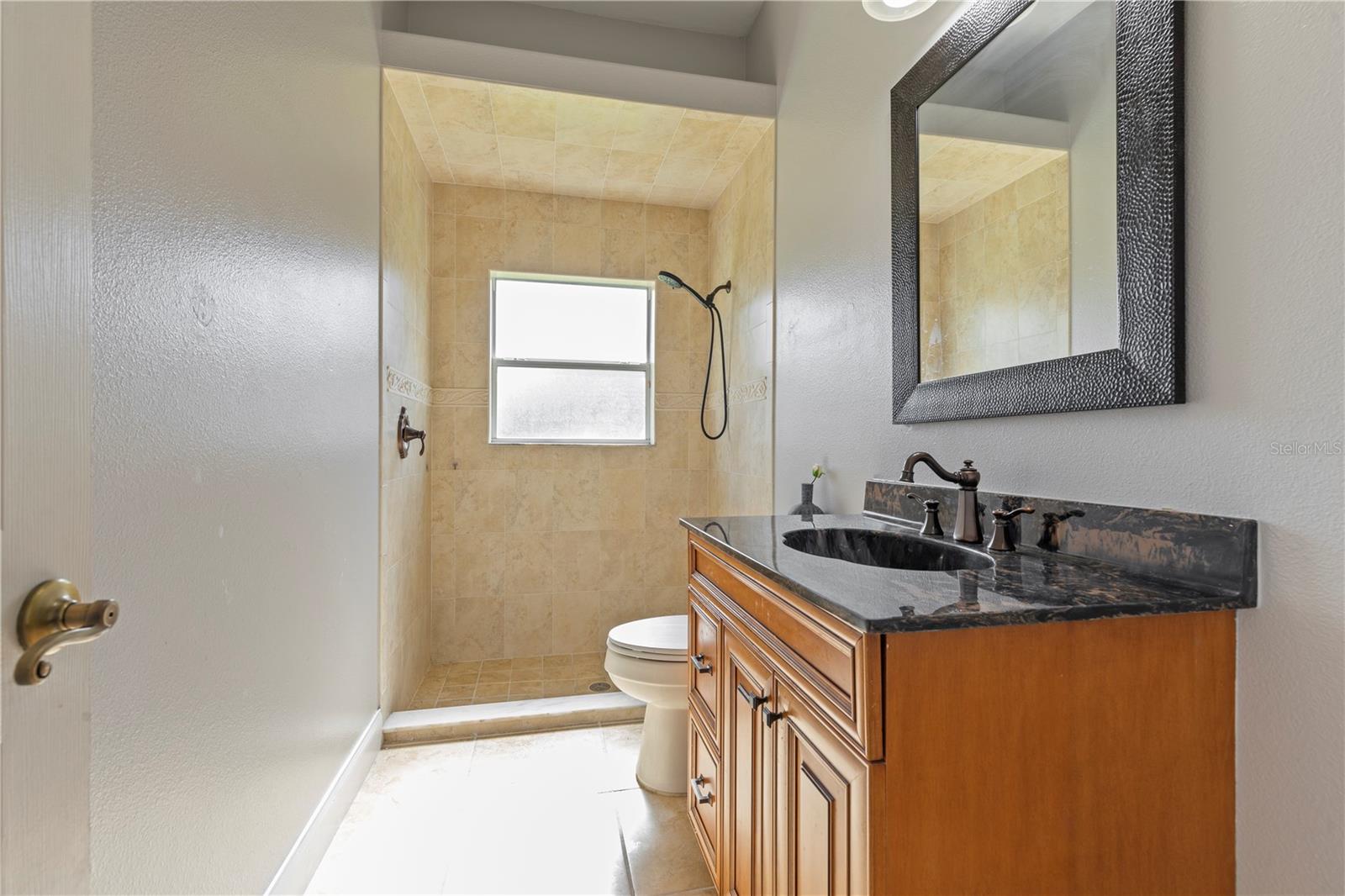 Listing photo id 24 for 14041 Bassingthorpe Drive