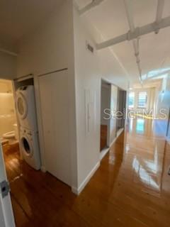 Listing photo id 7 for 509 Tampa Street 2b