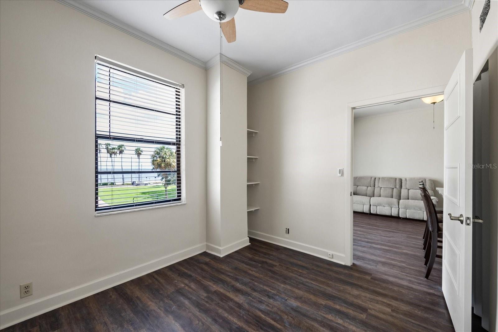 Image 20 of 43 For 2109 Bayshore Boulevard 203