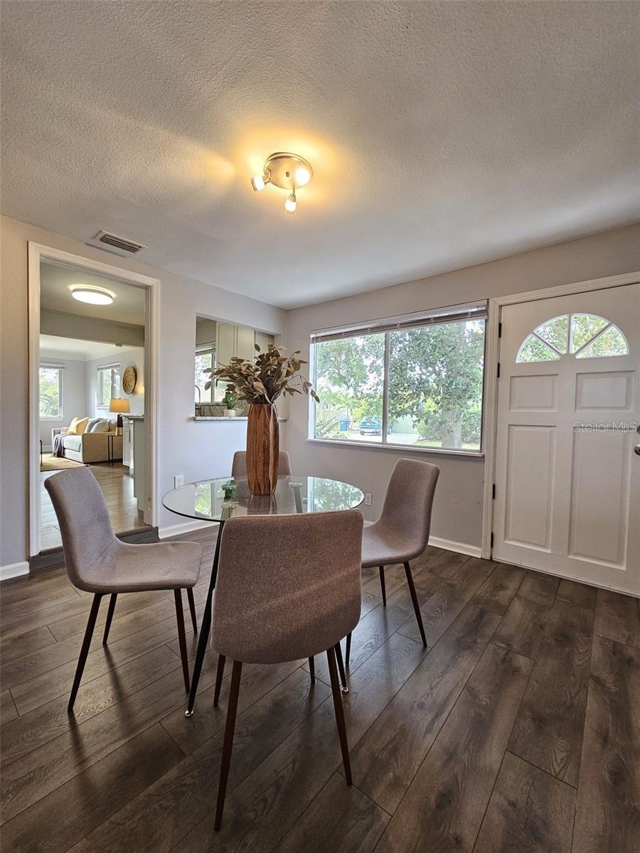 Image 23 of 47 For 3763 Dartmouth Avenue N