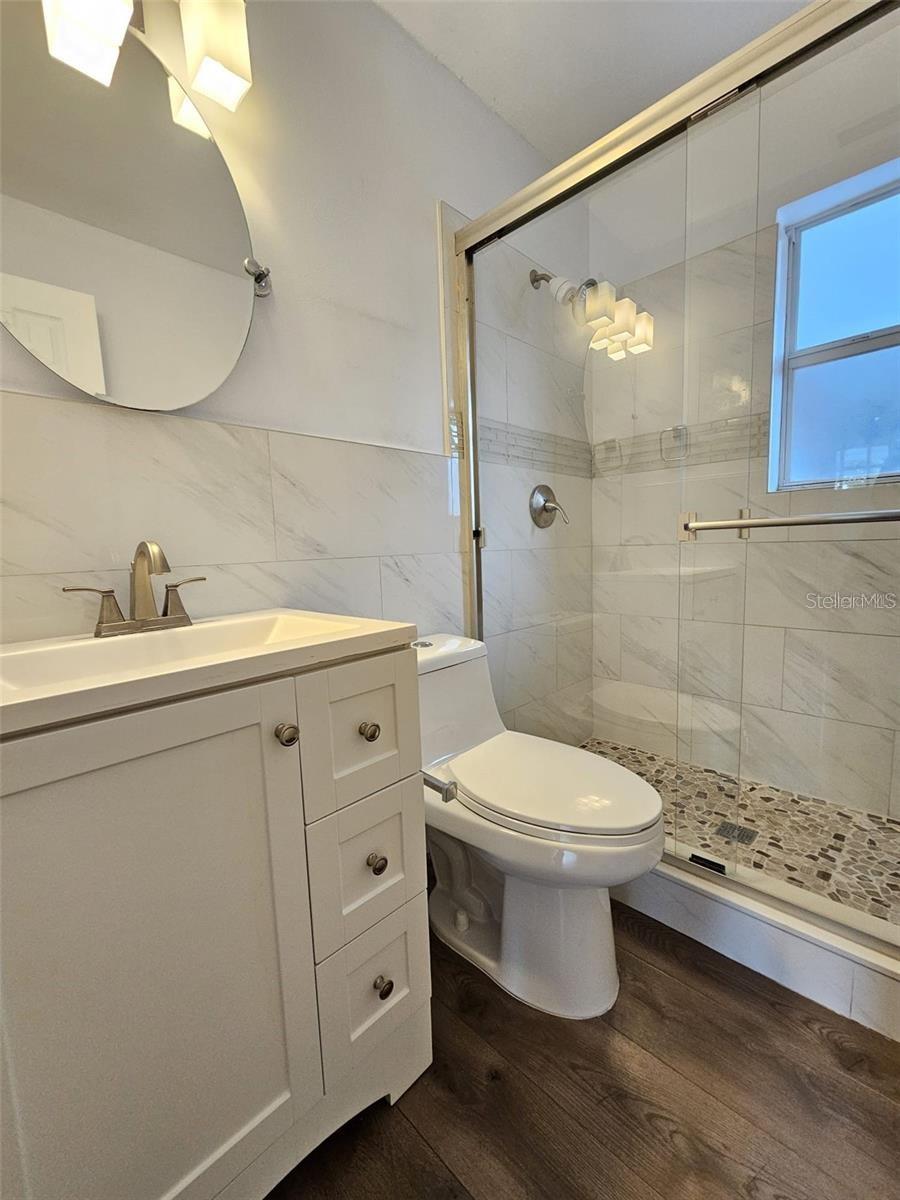 Image 39 of 47 For 3763 Dartmouth Avenue N