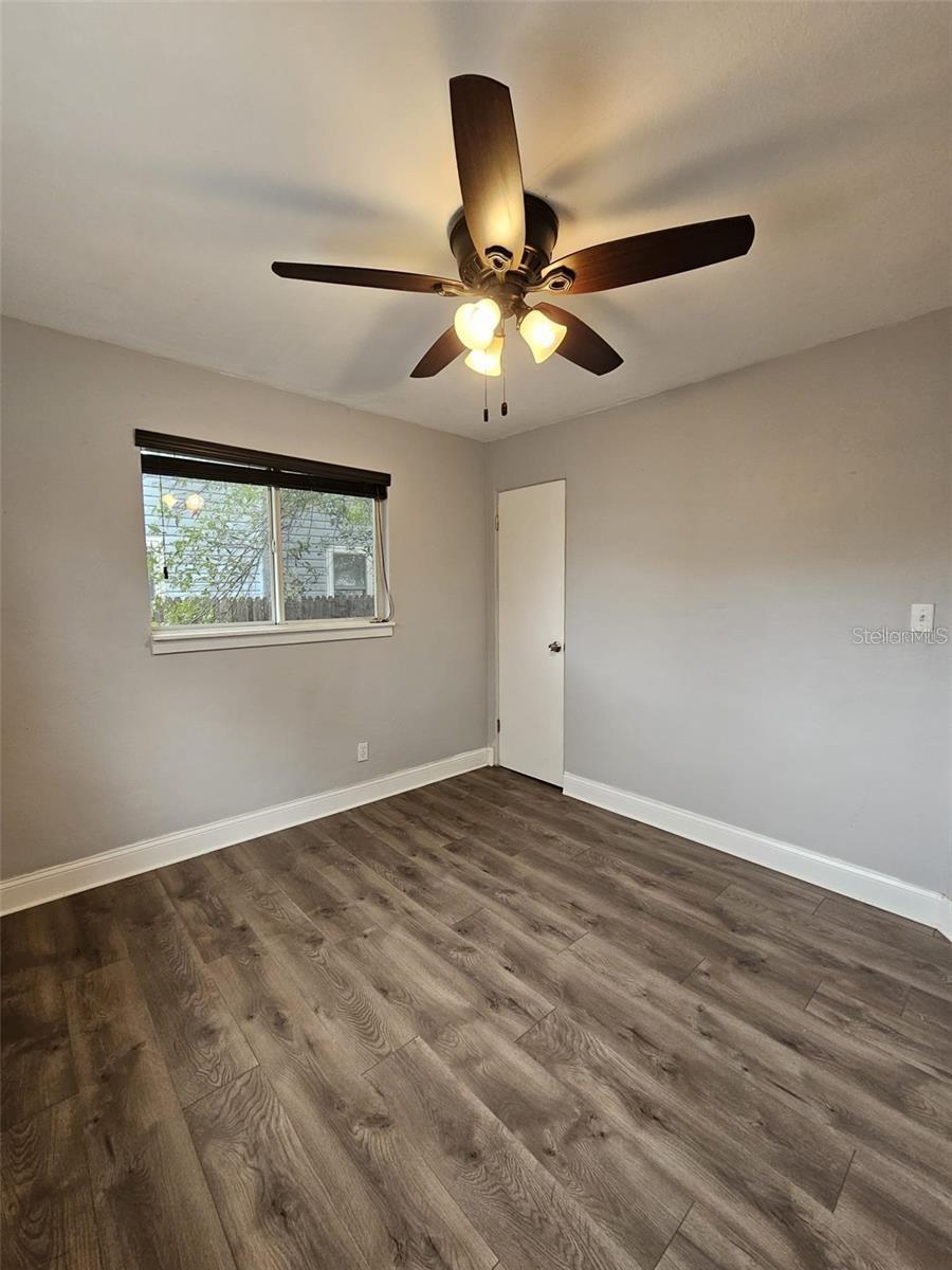 Image 40 of 47 For 3763 Dartmouth Avenue N