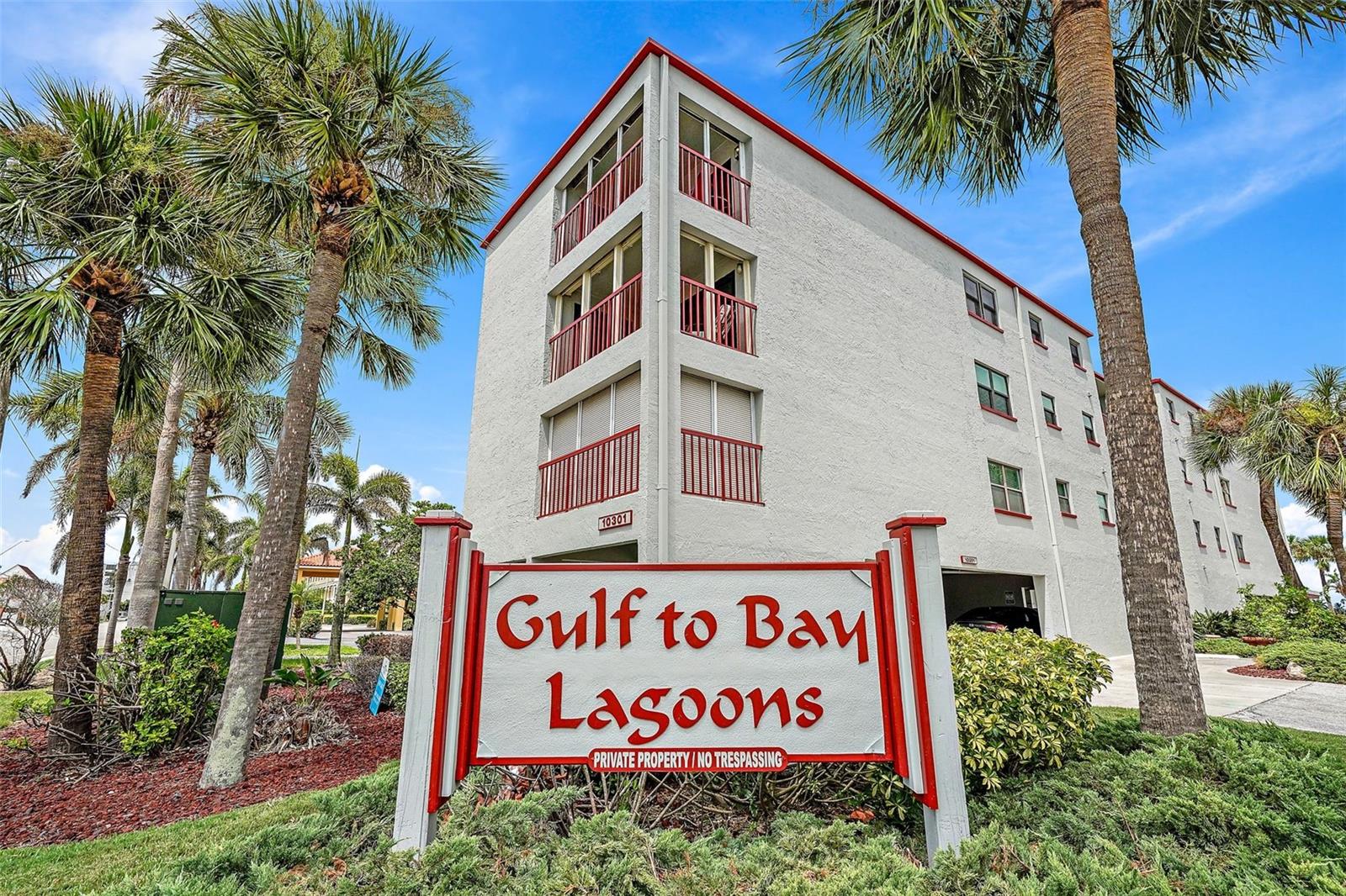 Image 1 of 36 For 10301 Gulf Boulevard 401