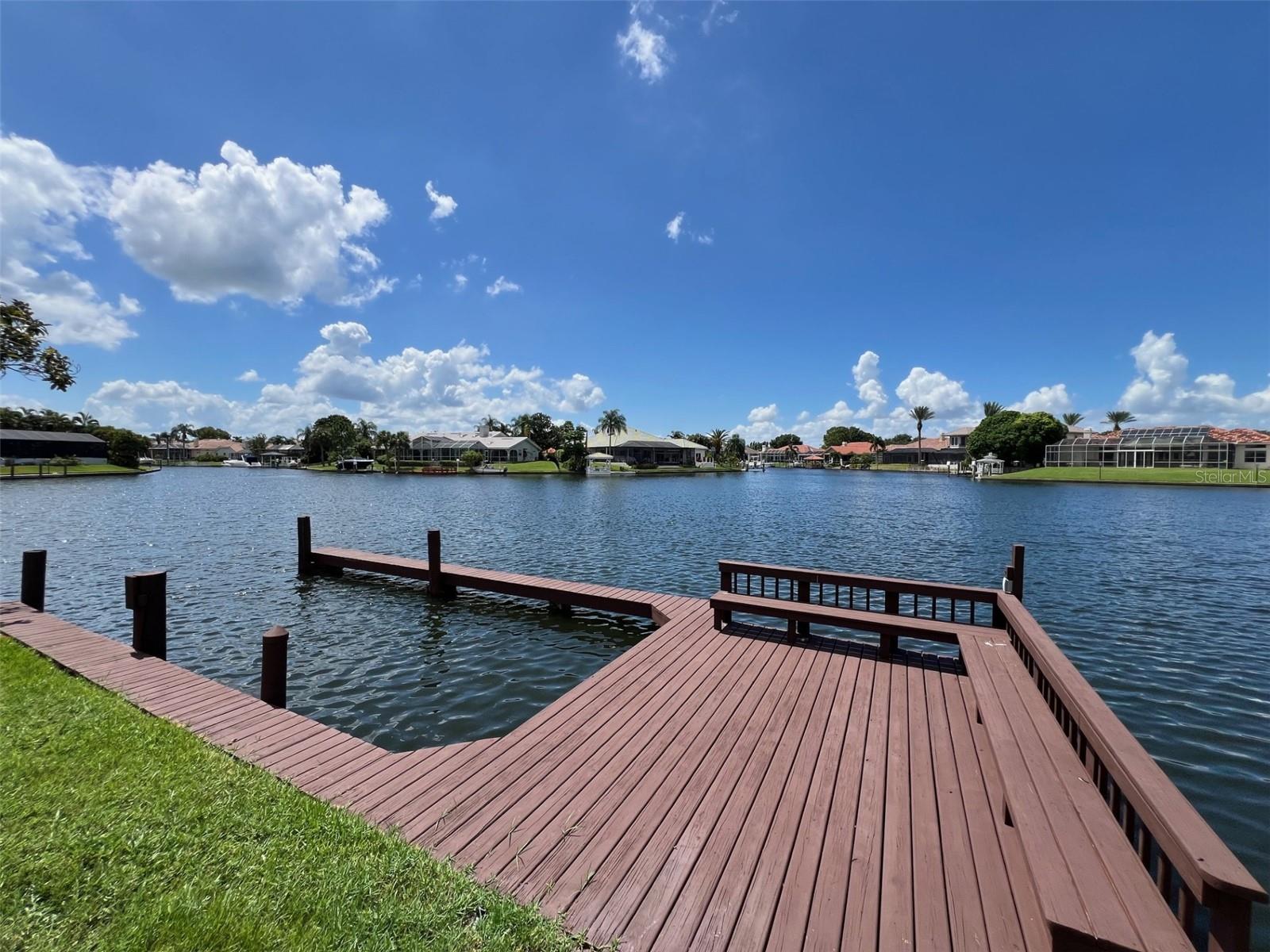 Listing photo id 69 for 4804 Longwater Way