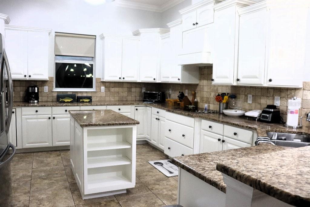 Image 40 of 50 For 5621 Rock Dove Drive