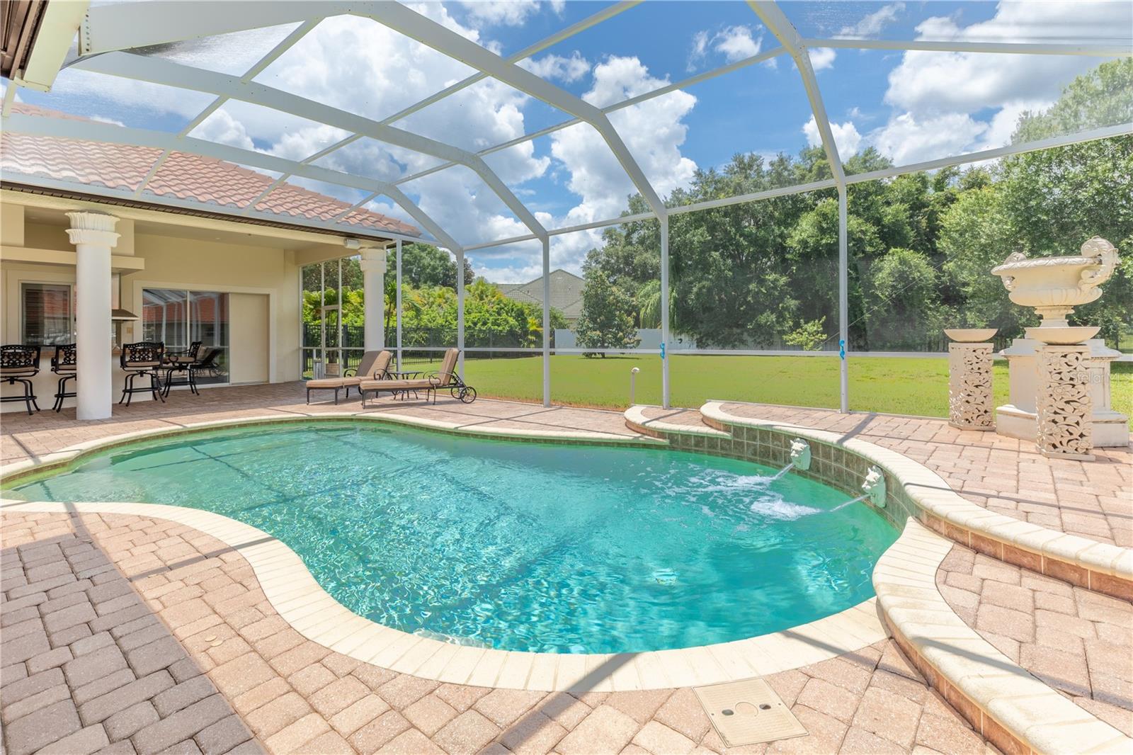 Listing photo id 38 for 16120 Suncrest Shores Drive