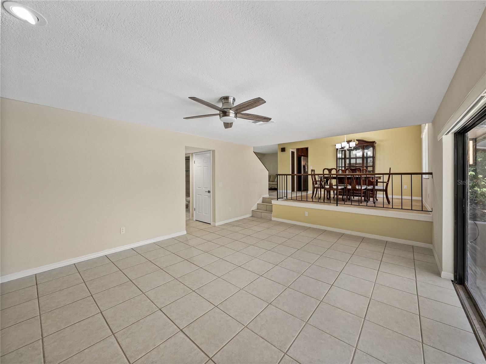 Listing photo id 16 for 4317 Honey Vista Circle