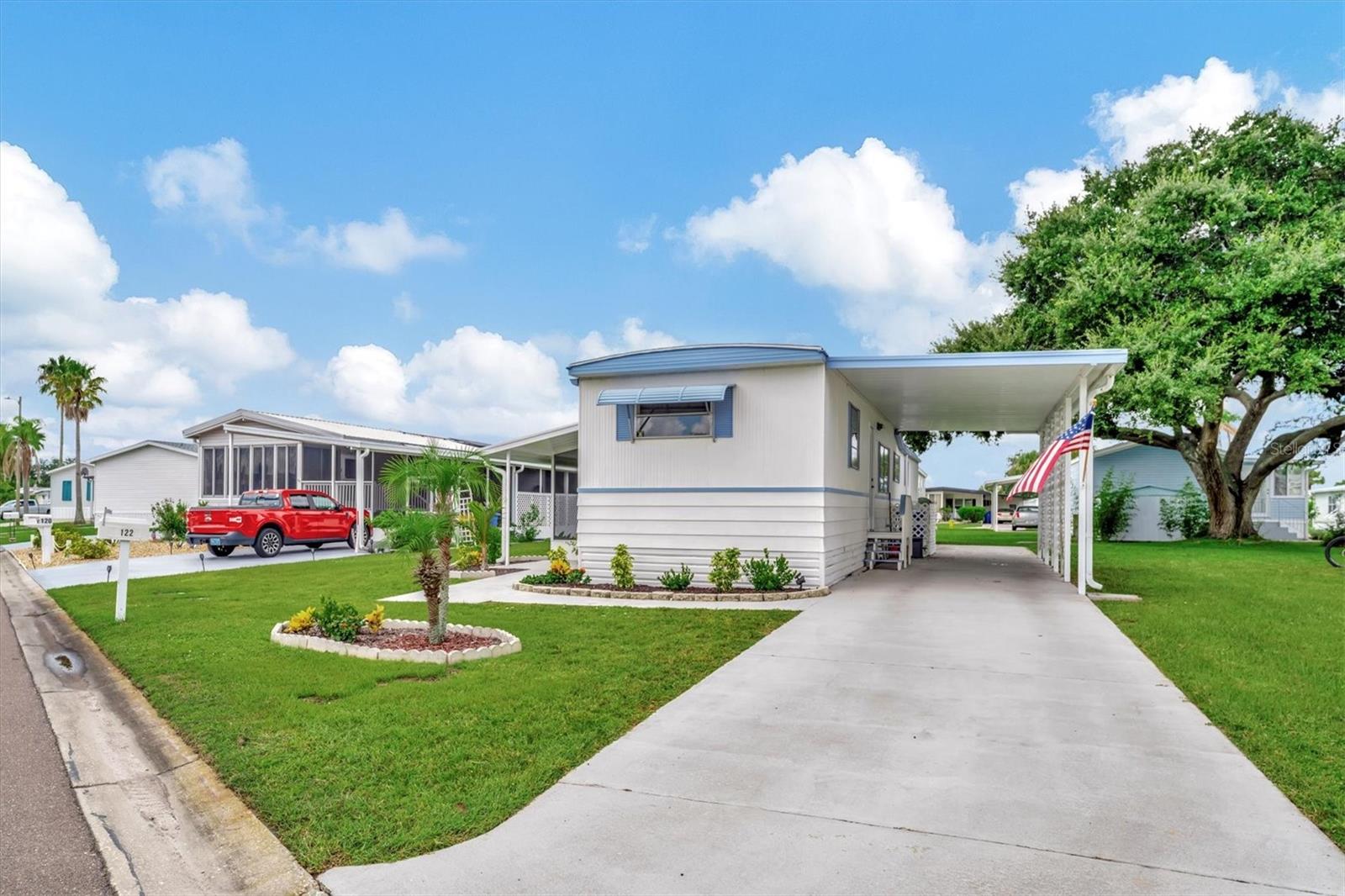 Details for 122 Saint Annes Circle, APOLLO BEACH, FL 33572