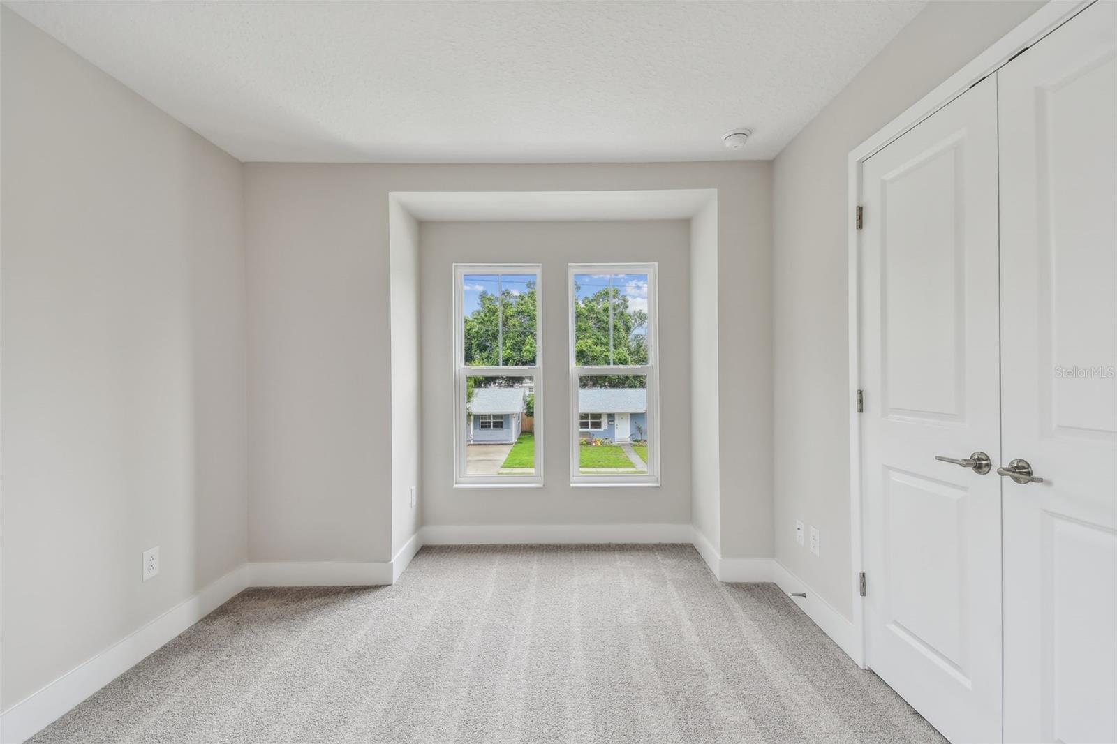 Image 28 of 64 For 759 48th Avenue N