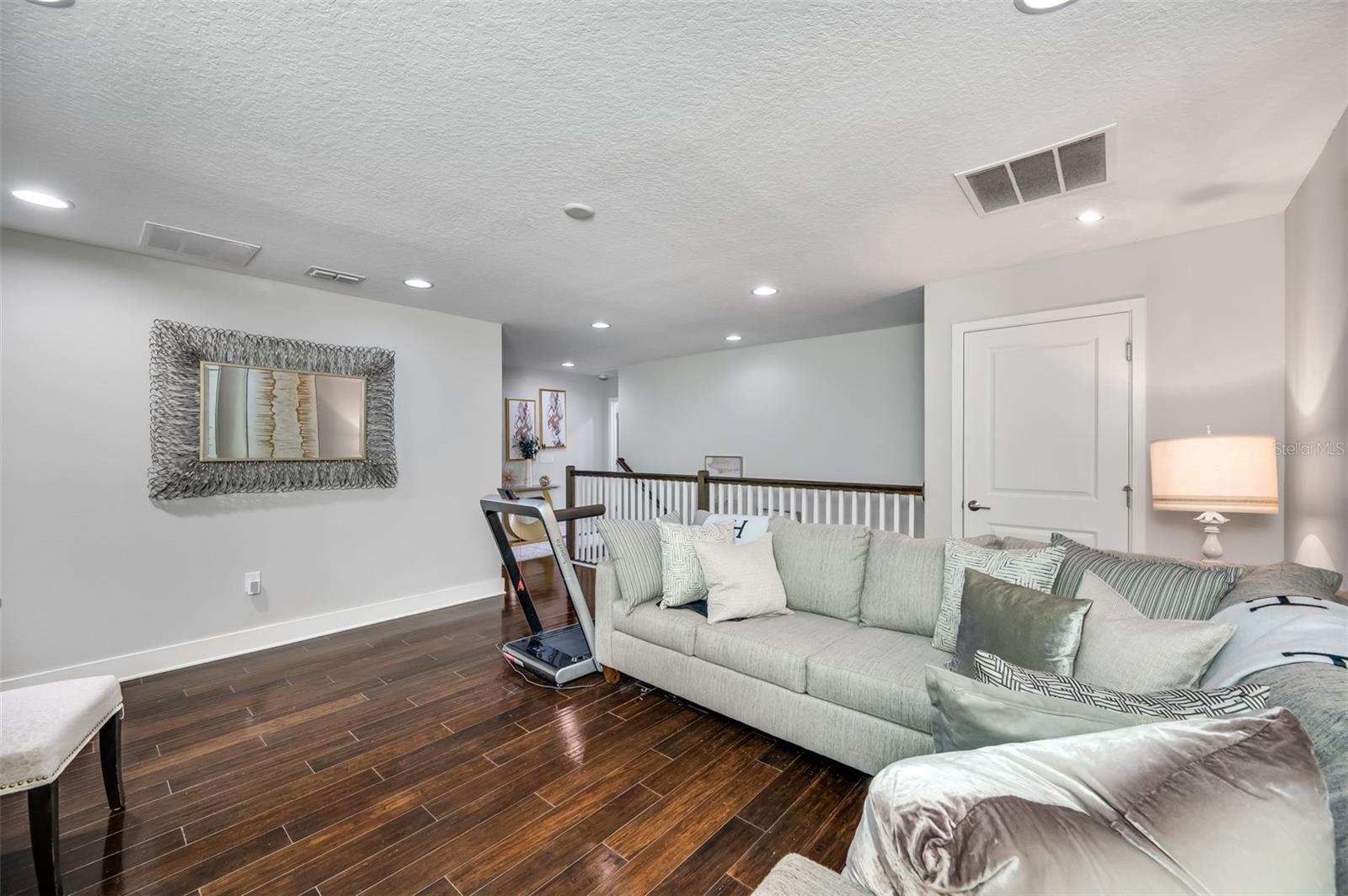 Listing photo id 18 for 17805 Stella Moon Place