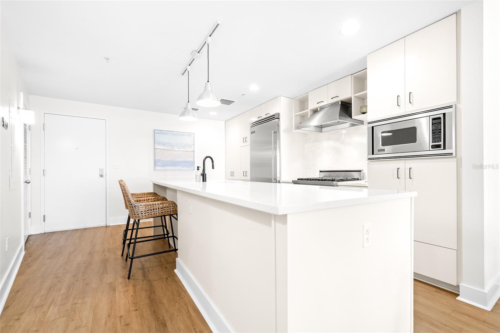 Listing photo id 7 for 1120 Kennedy Boulevard 1127