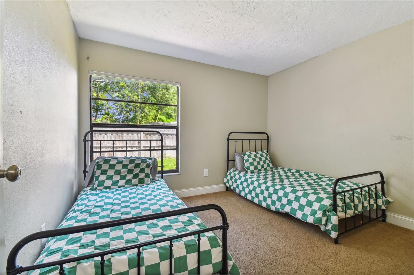 Listing photo id 24 for 15619 Bear Creek Drive