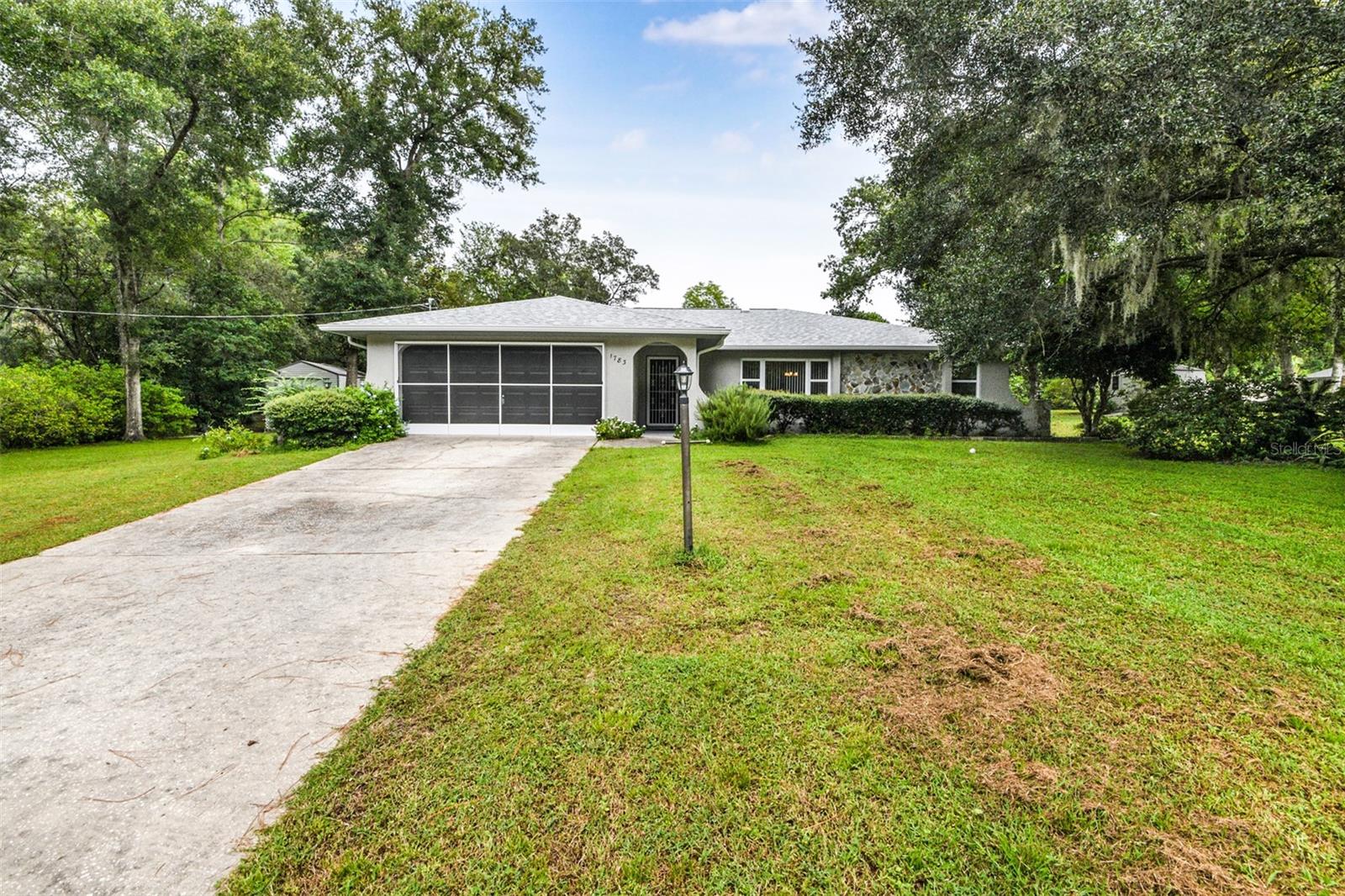 Listing photo id 8 for 1783 Beach Plum Drive