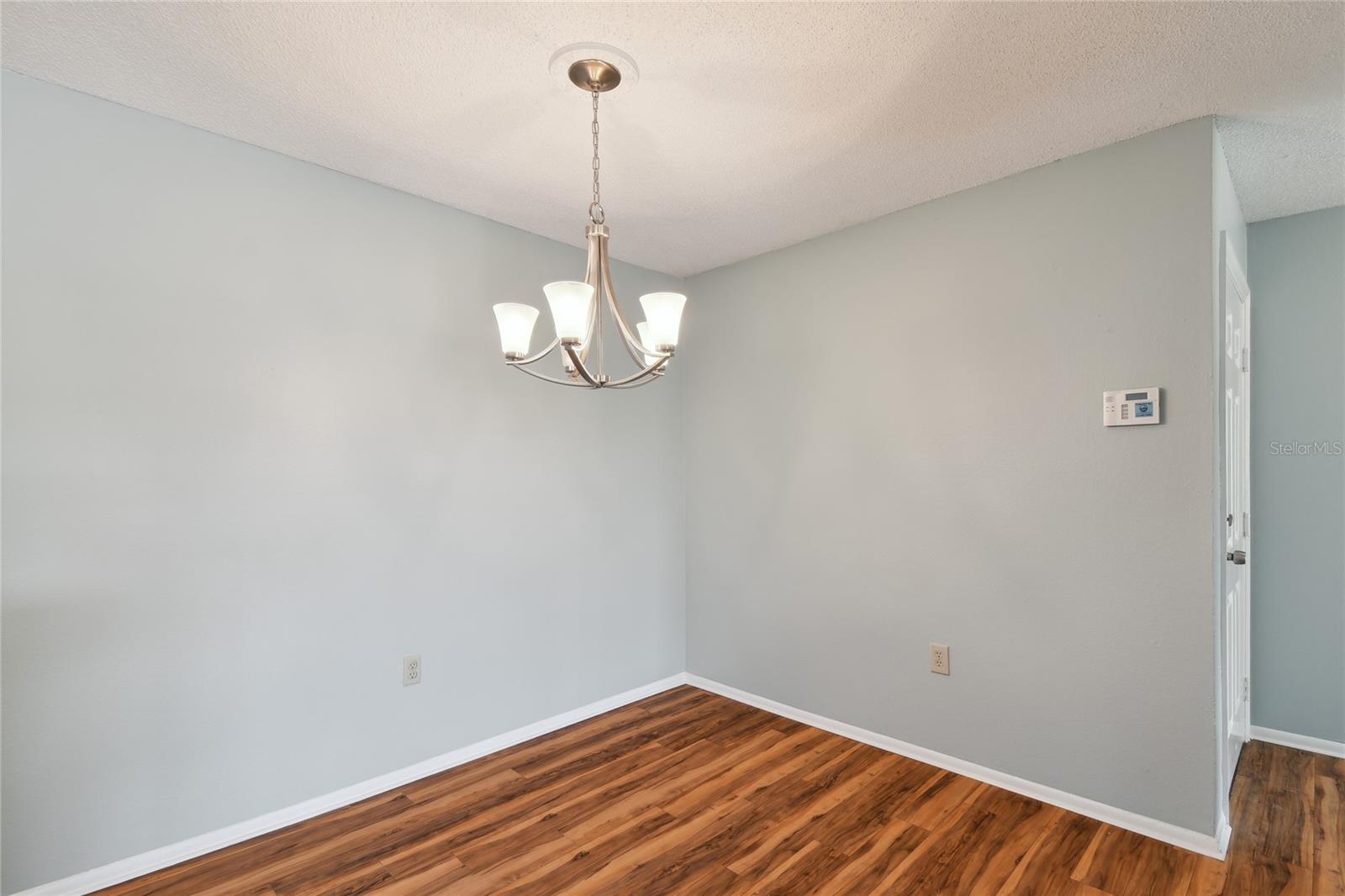 Listing photo id 10 for 9481 Highland Oak Drive 1615