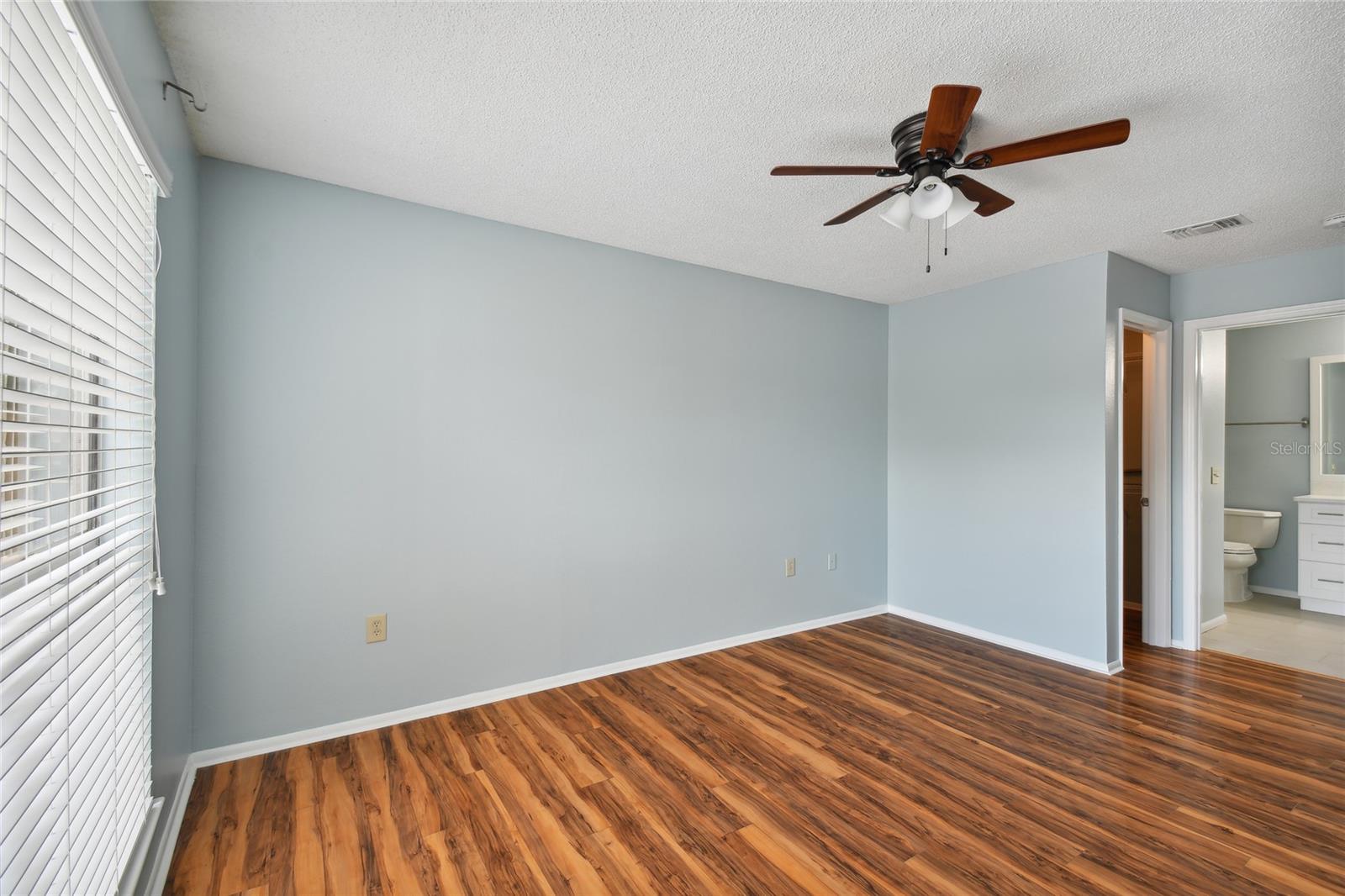 Listing photo id 23 for 9481 Highland Oak Drive 1615