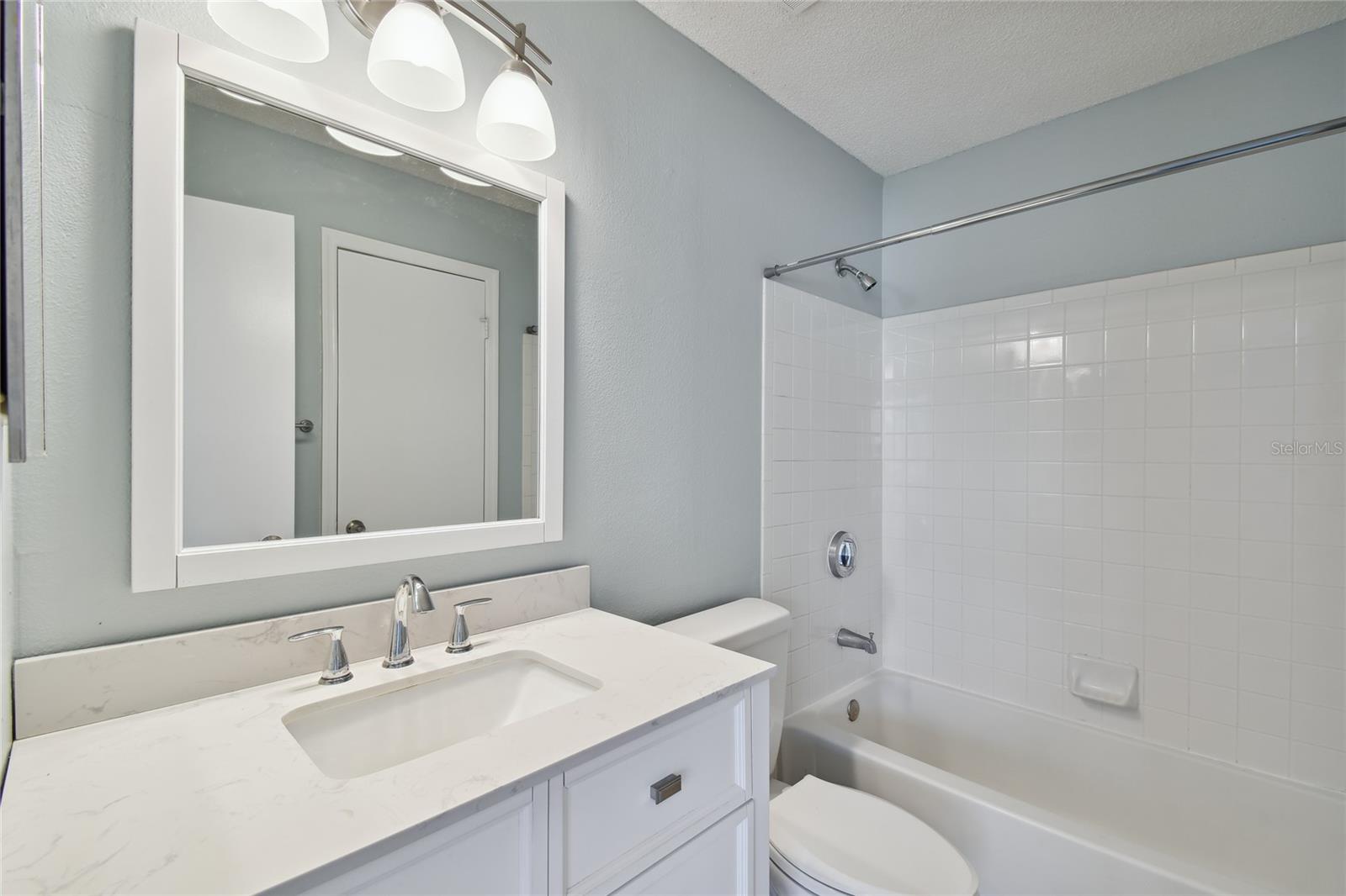 Listing photo id 40 for 9481 Highland Oak Drive 1615