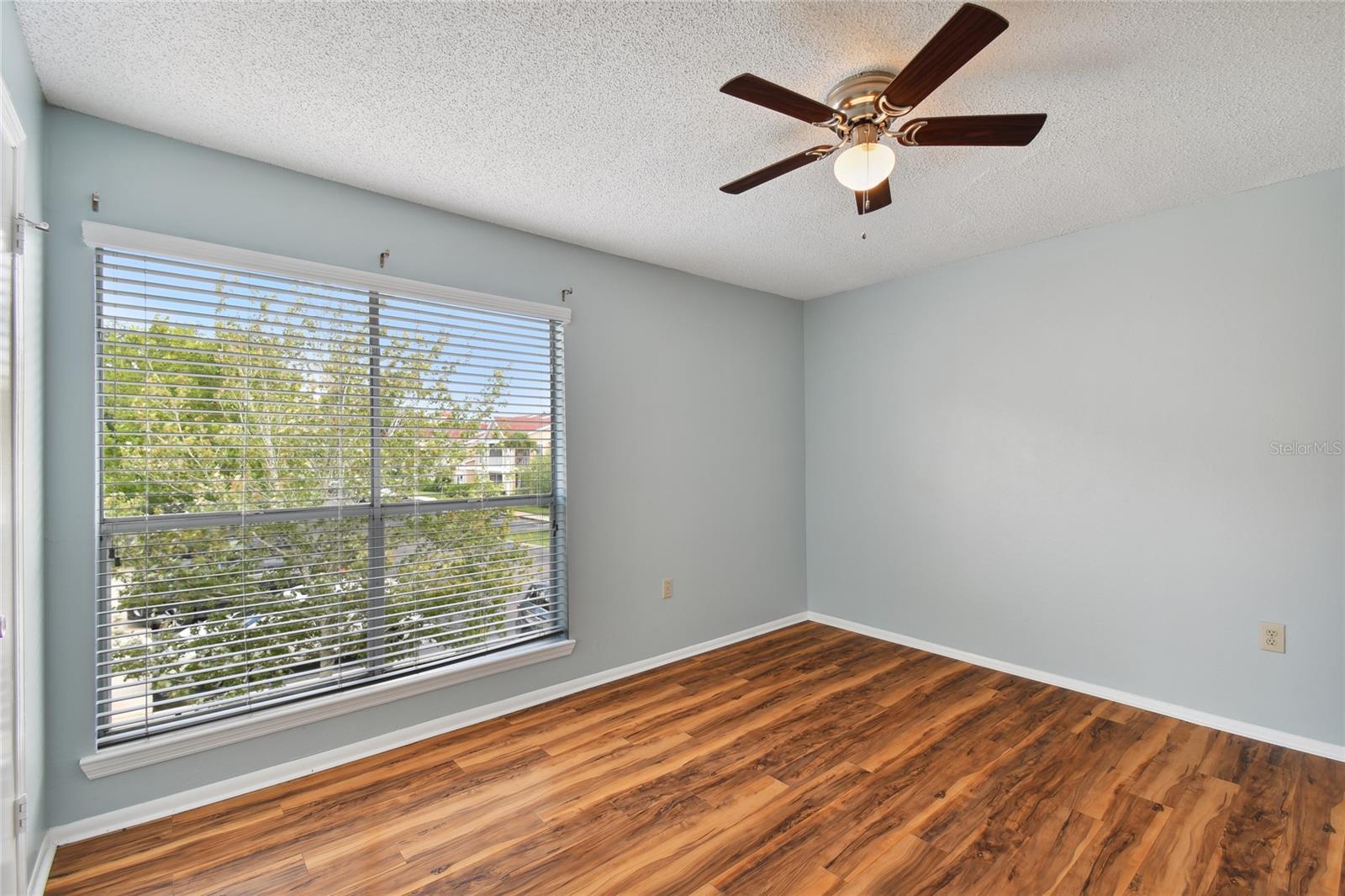 Listing photo id 46 for 9481 Highland Oak Drive 1615