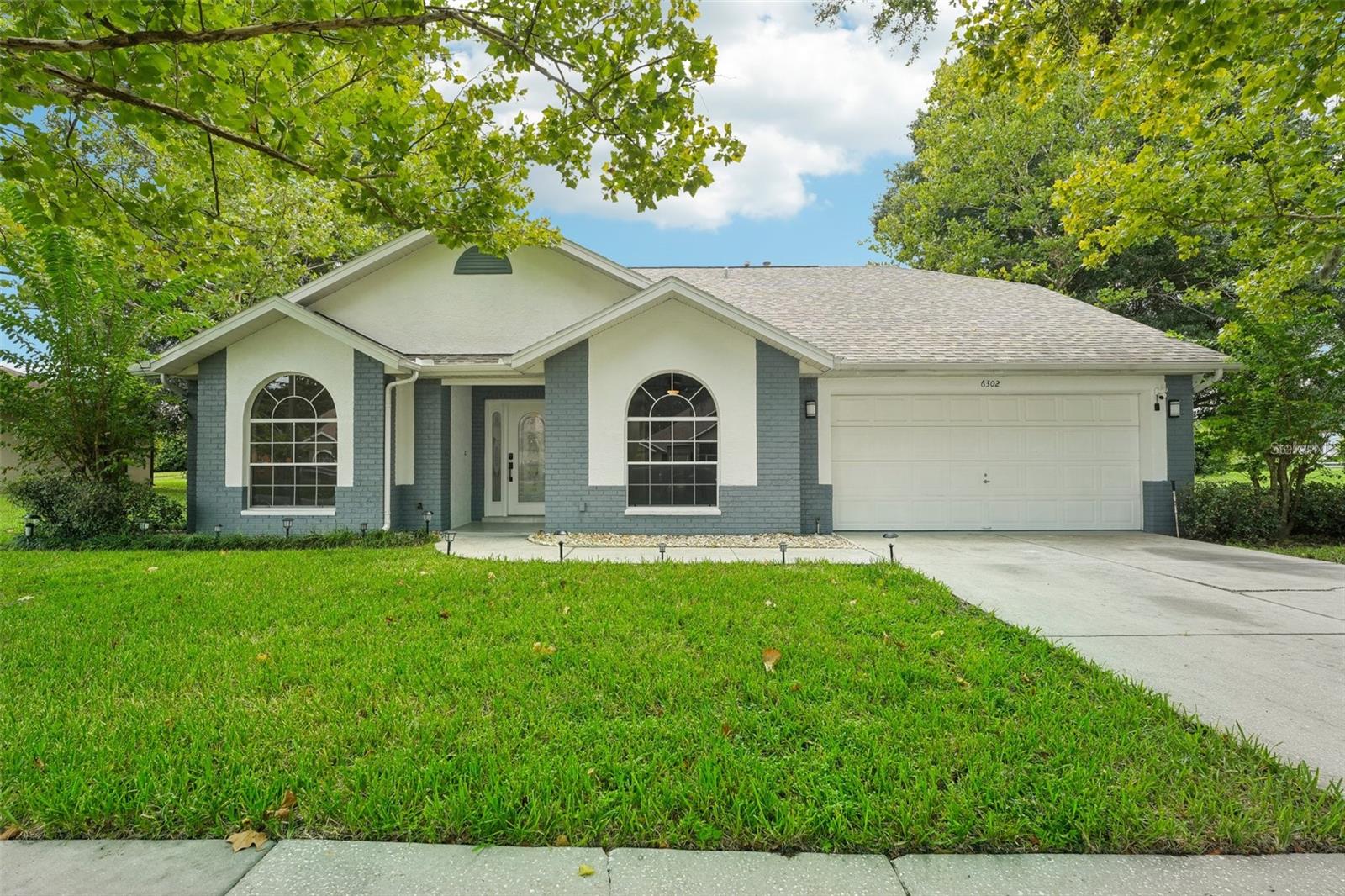 Details for 6302 Silver Oaks Drive, ZEPHYRHILLS, FL 33542