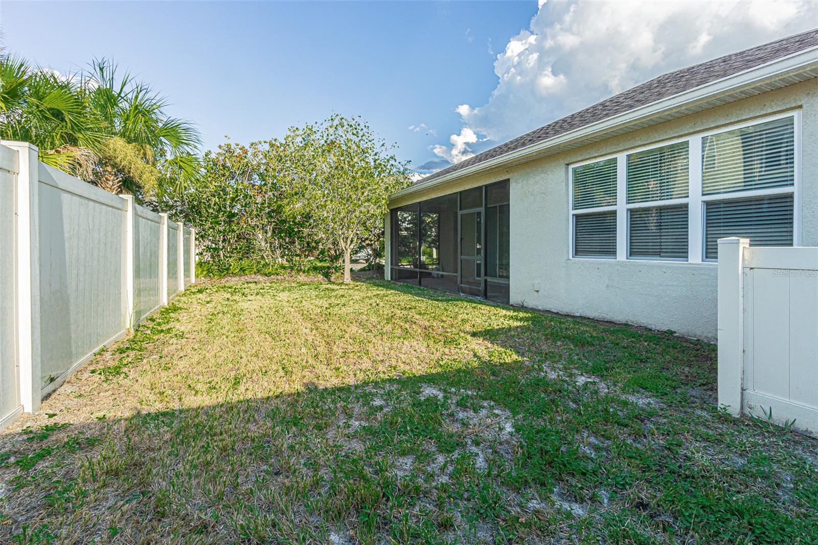 Listing photo id 20 for 8807 Tropical Palm Drive