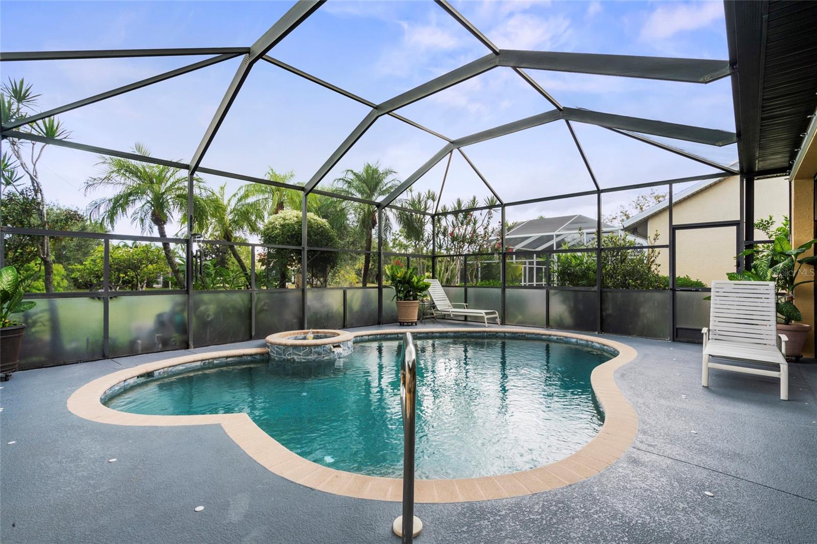 Image 2 of 45 For 125 Areca Palm Court