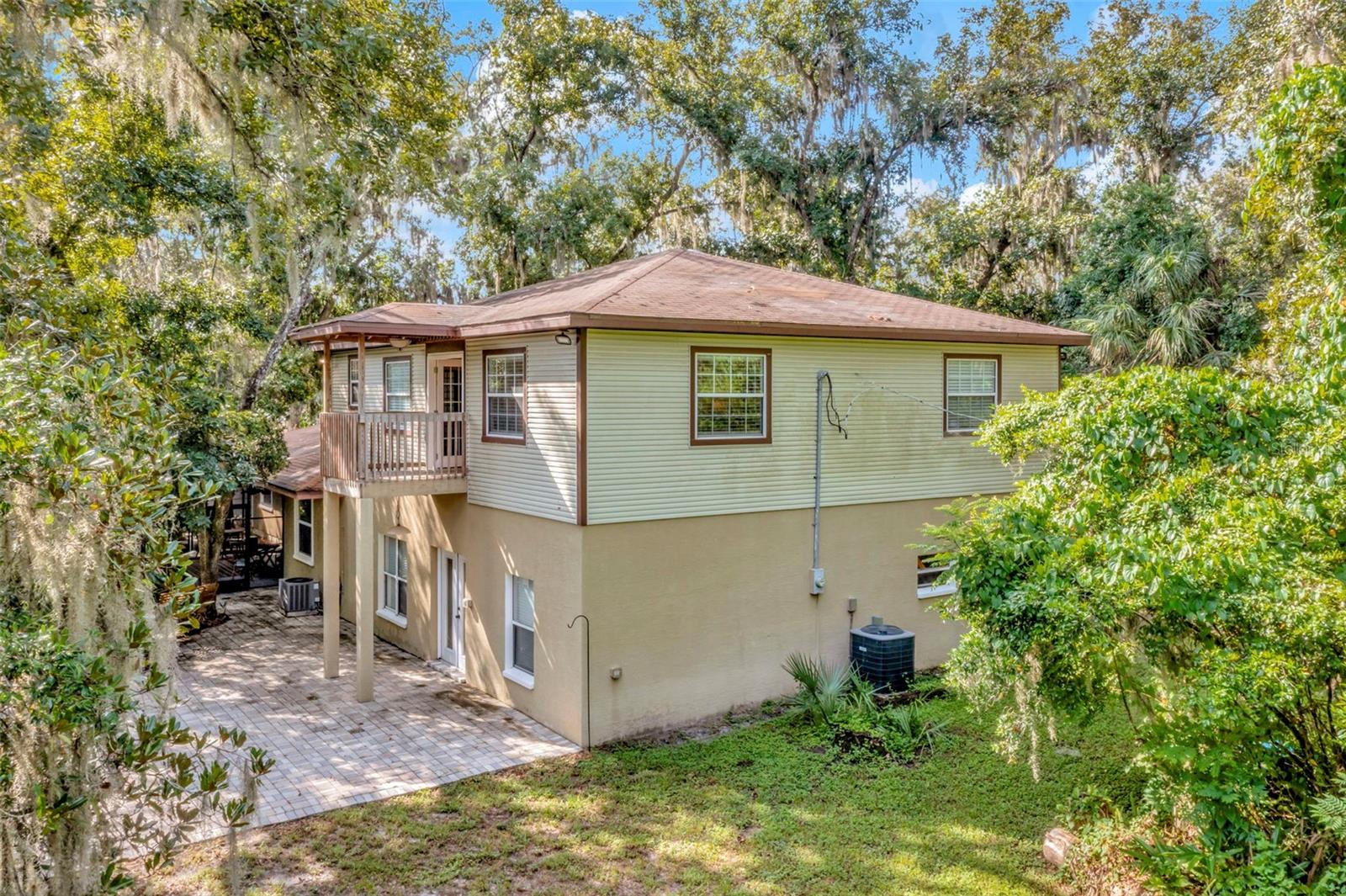 Listing photo id 8 for 7242 Alafia Ridge Loop