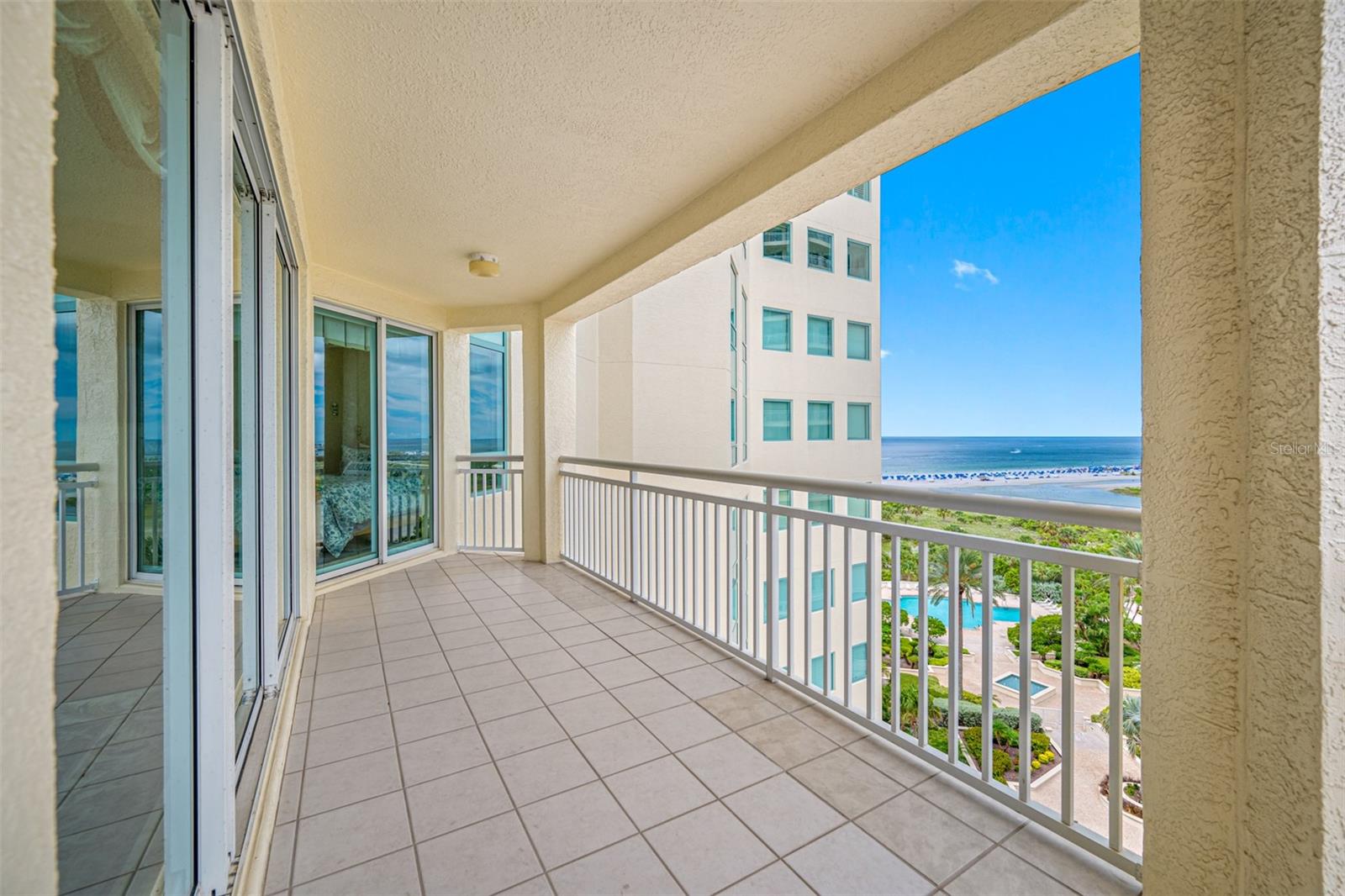 Image 12 of 51 For 1180 Gulf Boulevard 904