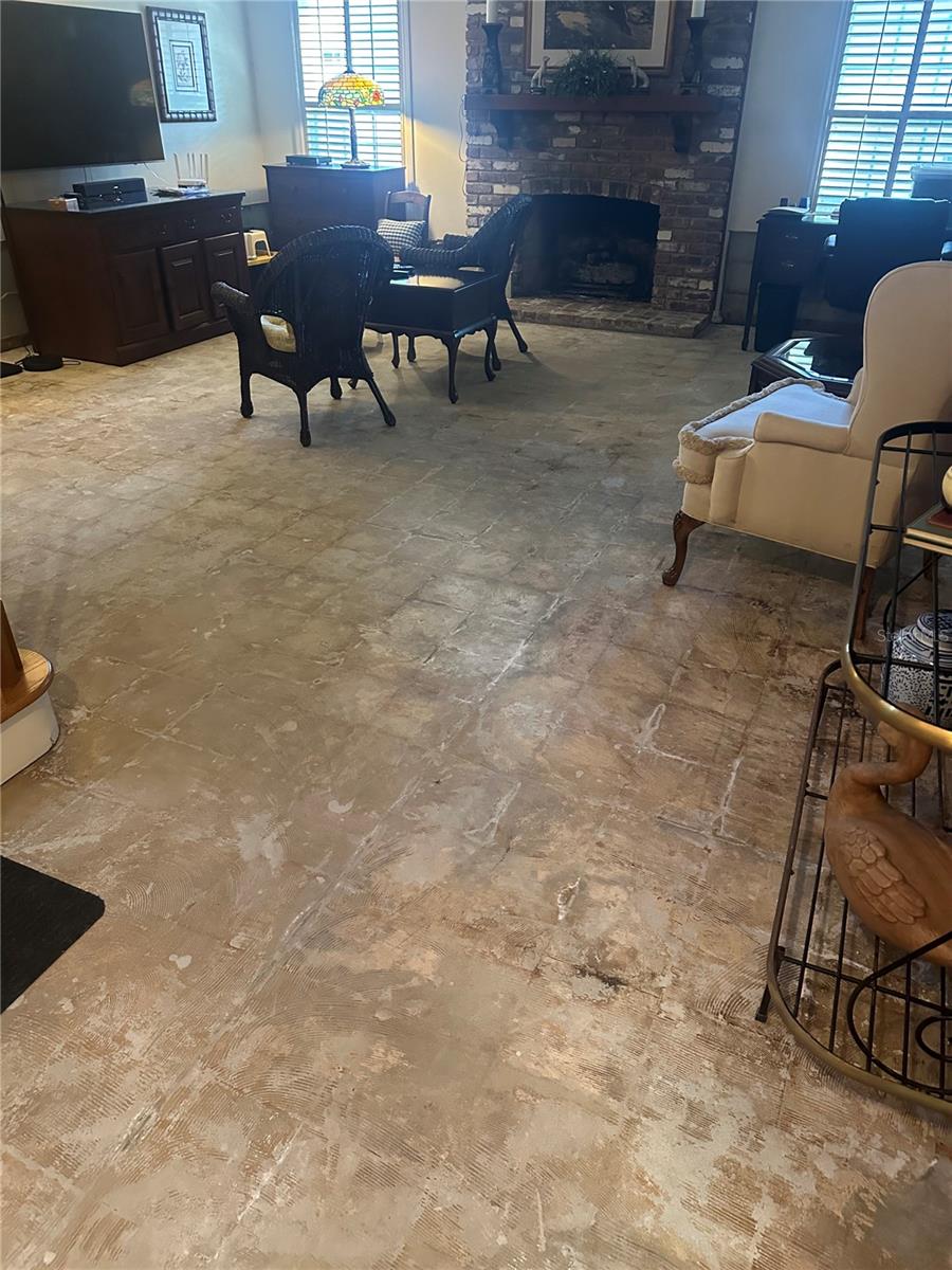 Image 35 of 41 For 1506 Sheridan Forest Drive