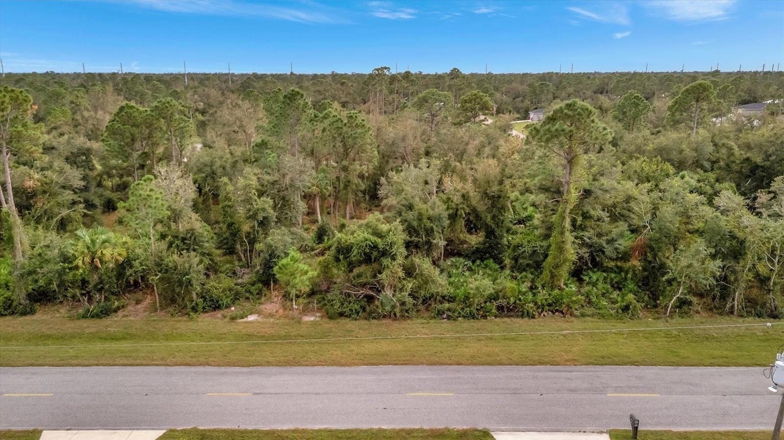 Image 17 of 20 For 21035 Hillsborough Boulevard